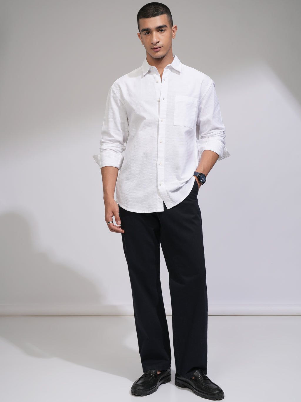 Highlander Men Black Textured Relaxed Fit Casual Shirt - White - Image 2