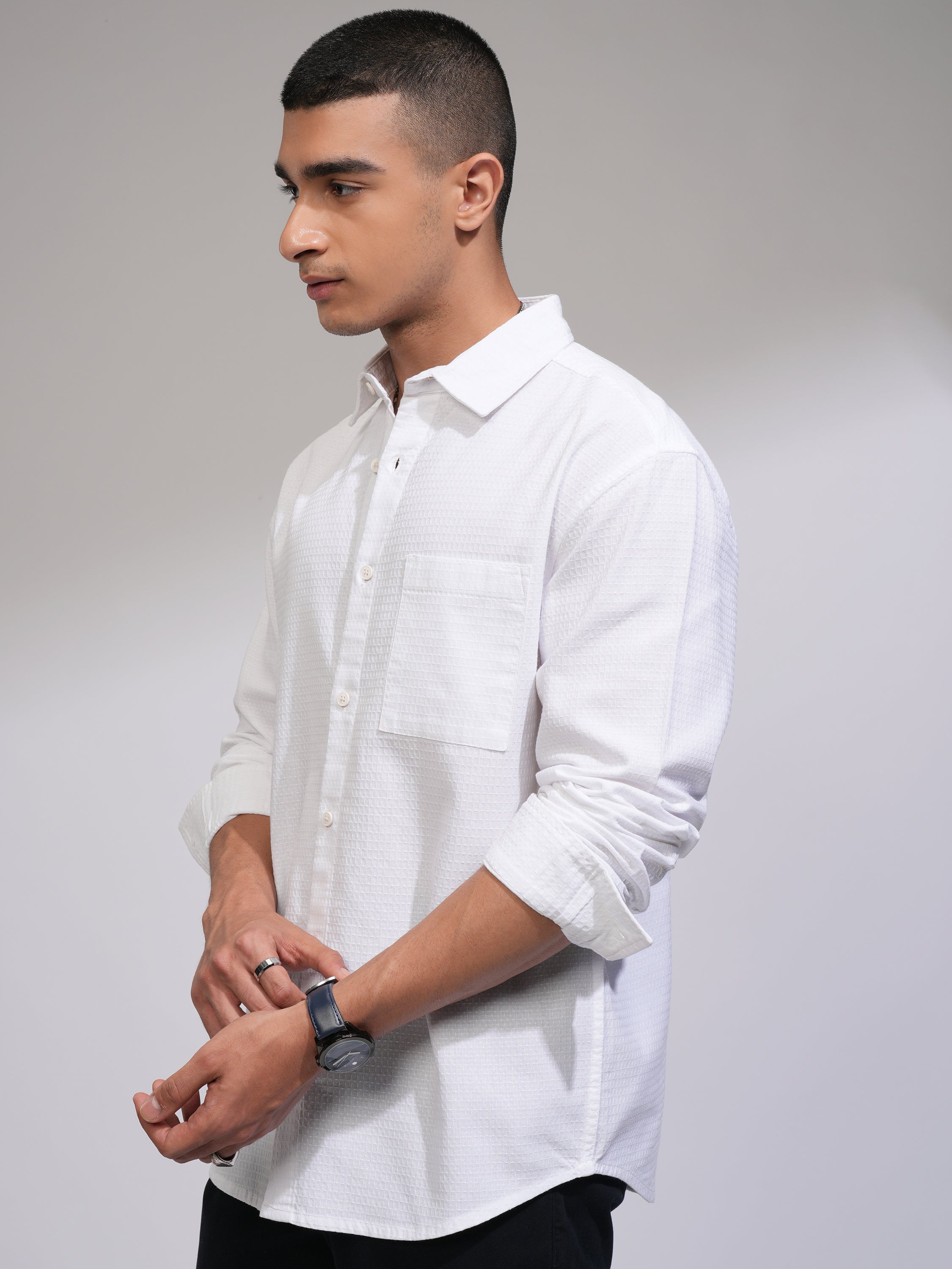 Highlander Men Black Textured Relaxed Fit Casual Shirt - White - Image 4