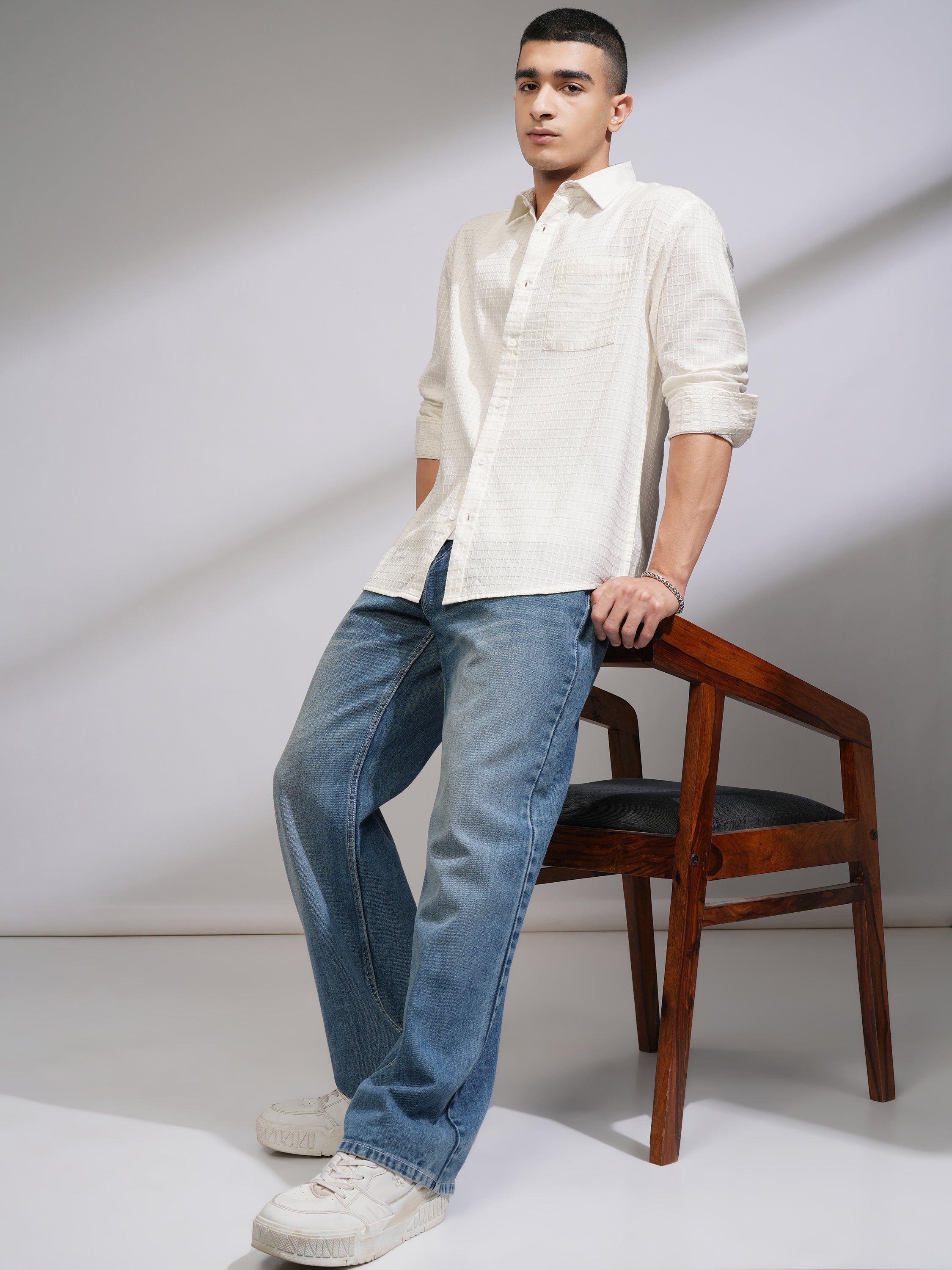 Highlander Men White Self Design Relaxed Fit Casual Shirt - White - Image 2