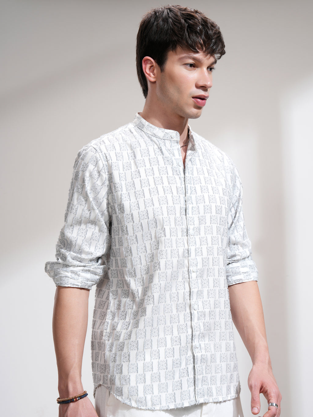 Highlander Men White Printed Slim Fit Casual Shirt - White - Image 6