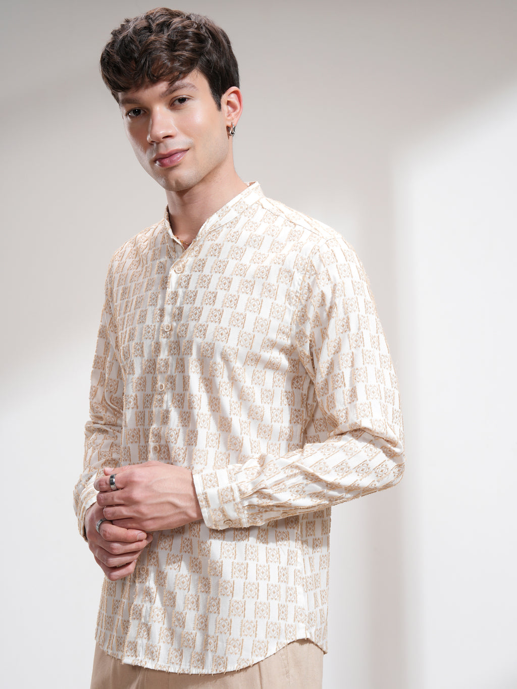 Highlander Men Cream Printed Slim Fit Casual Shirt - Cream - Image 4