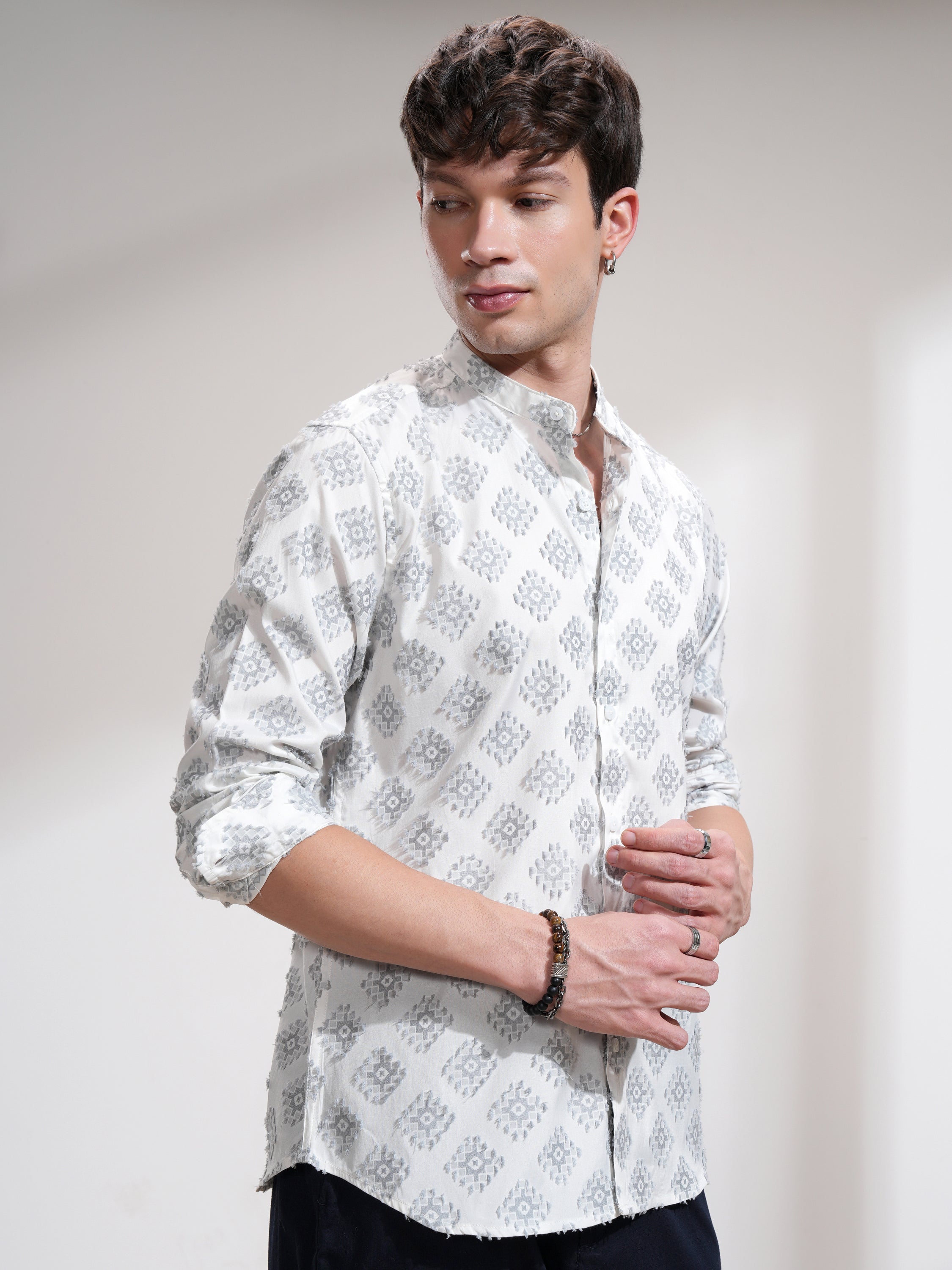 Highlander Men White Printed Slim Fit Casual Shirt - White - Image 6