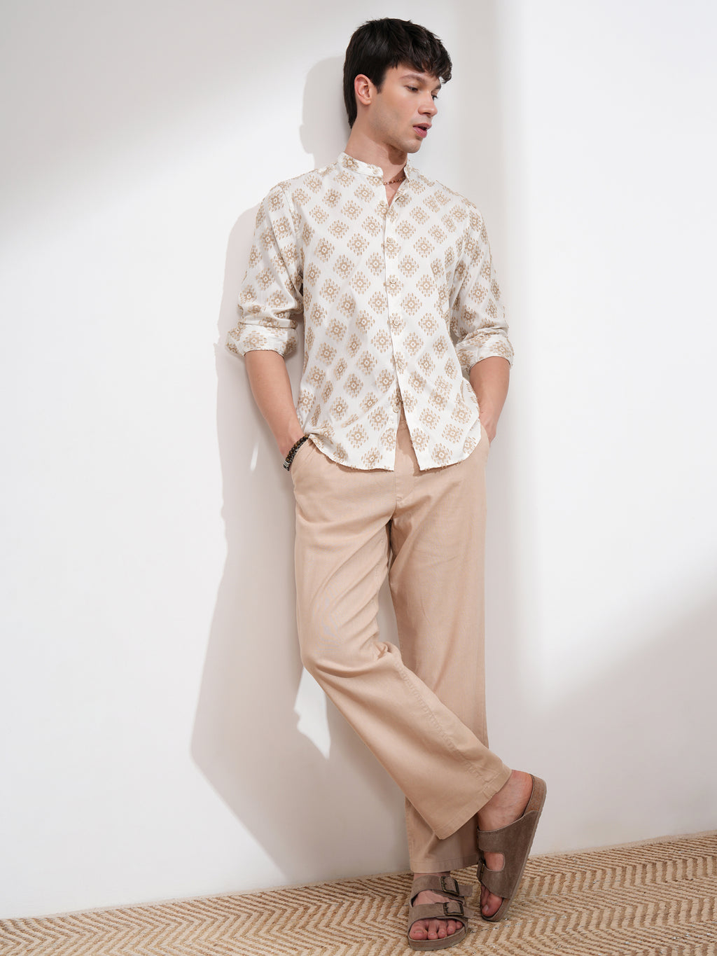 Highlander Men White Printed Slim Fit Casual Shirt - White - Image 2
