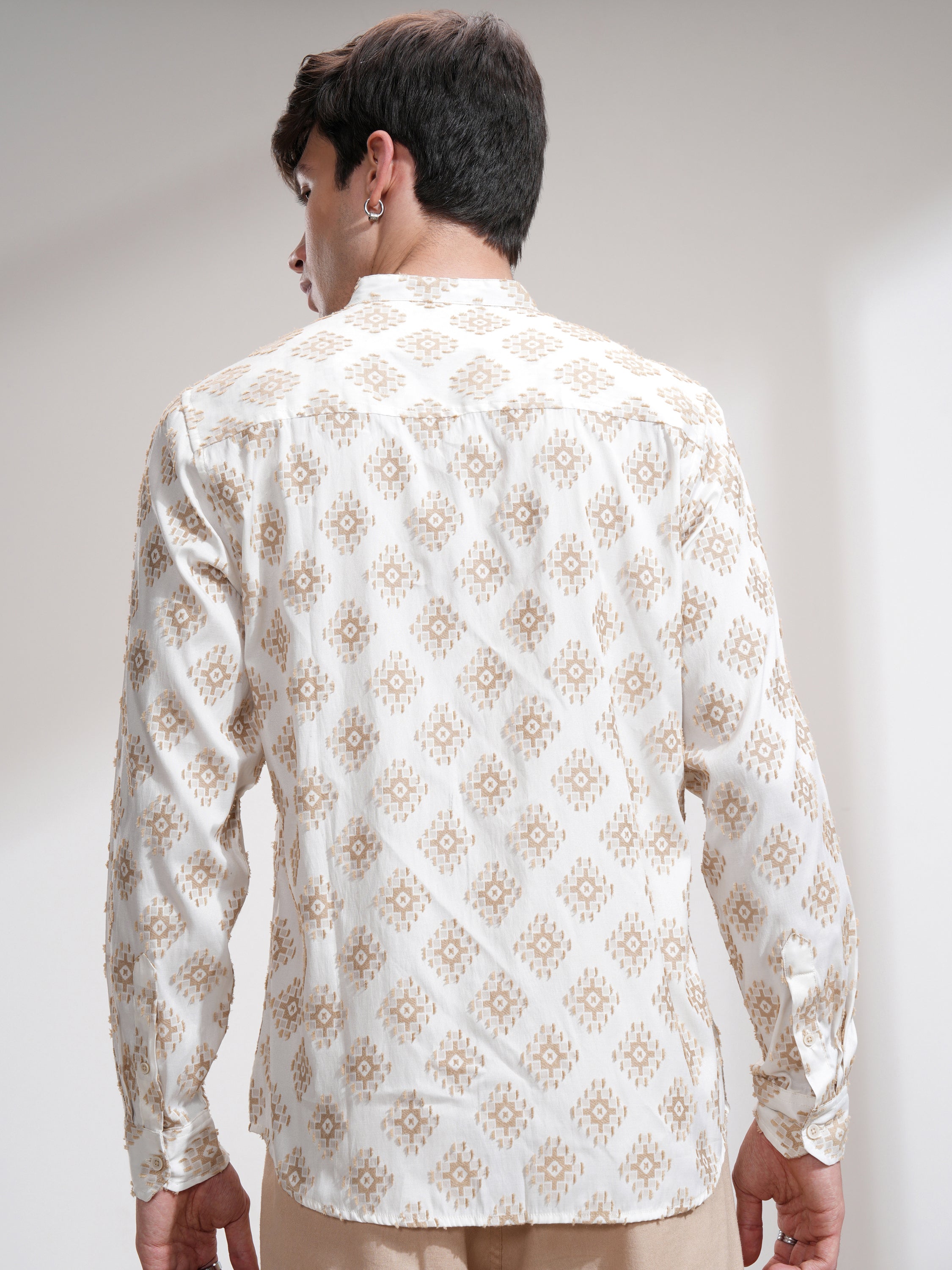Highlander Men White Printed Slim Fit Casual Shirt - White - Image 3