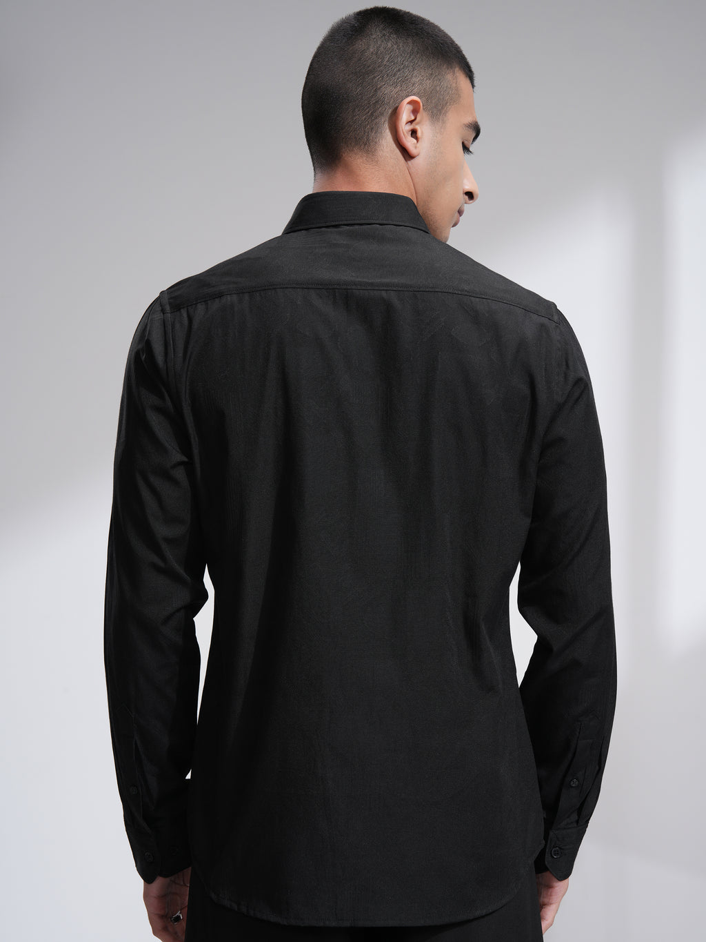 Highlander Men Black Textured Slim Fit Casual Shirt - Black - Image 3