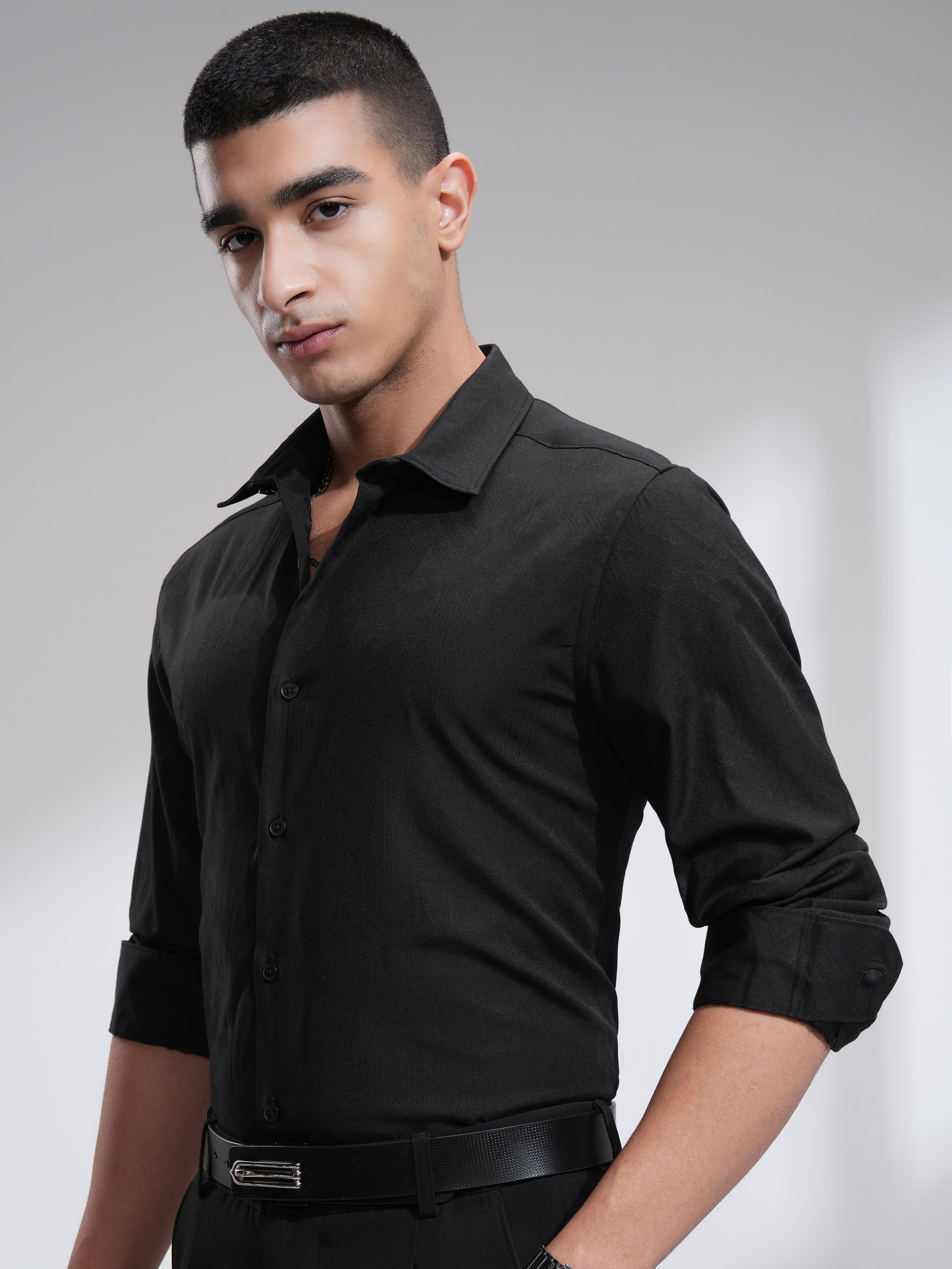 Highlander Men Black Textured Slim Fit Casual Shirt - Black - Image 4
