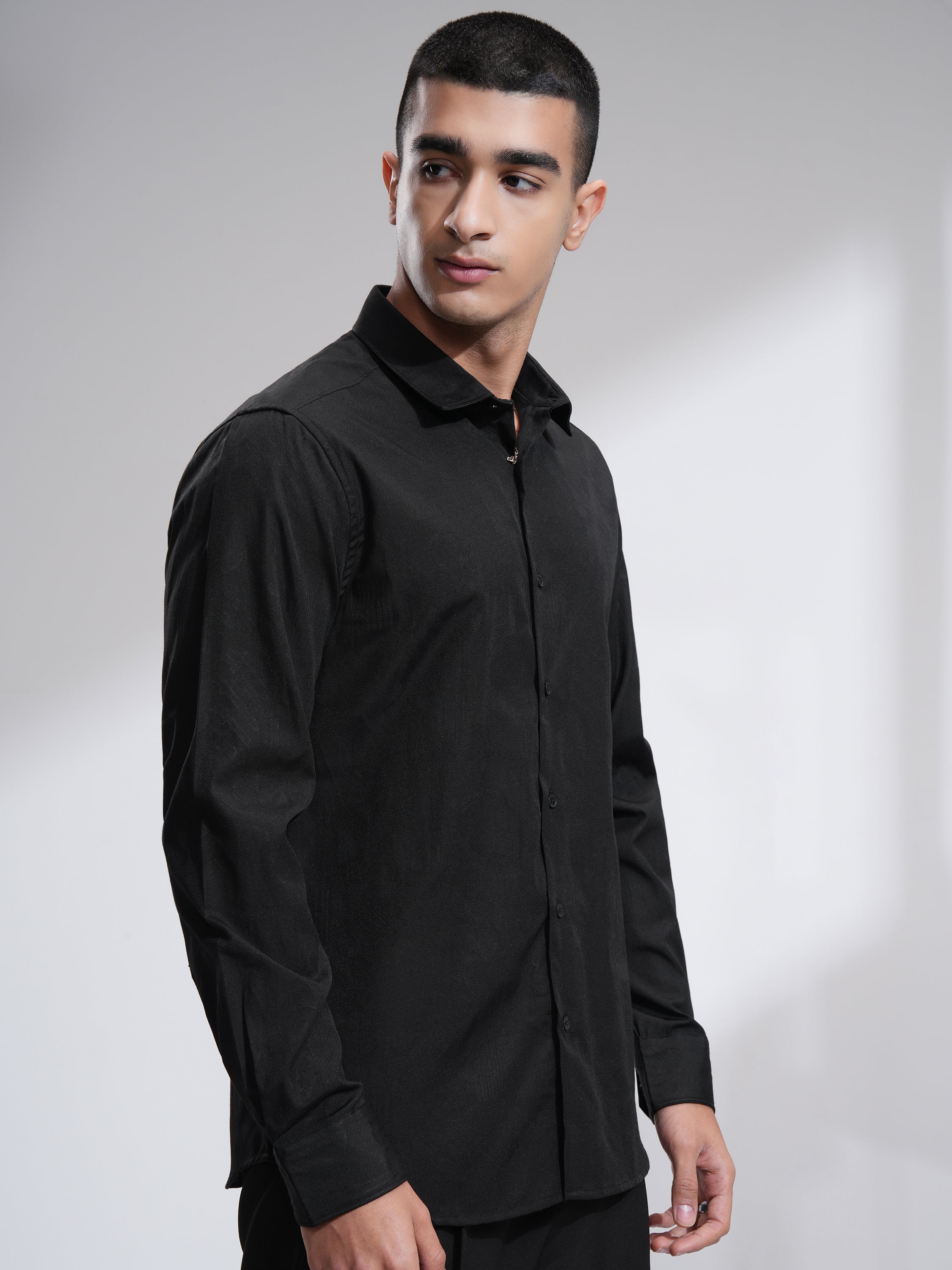 Highlander Men Black Textured Slim Fit Casual Shirt - Black - Image 6