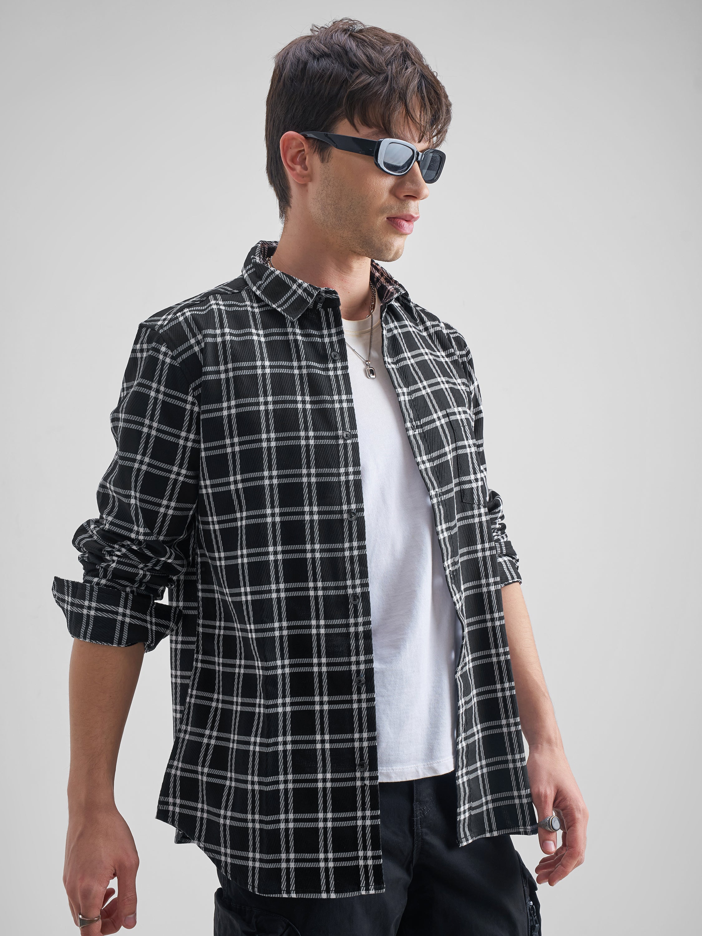 Highlander Men Black Checked Slim Fit Casual Shirt - Black - Image 6