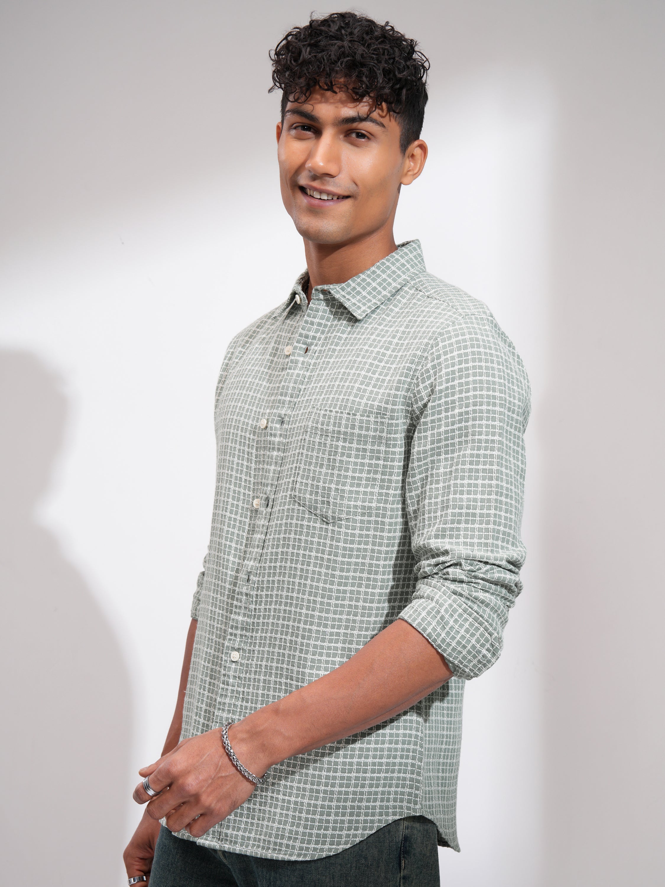 Highlander Men Green Checked Slim Fit Casual Shirt - Green - Image 4