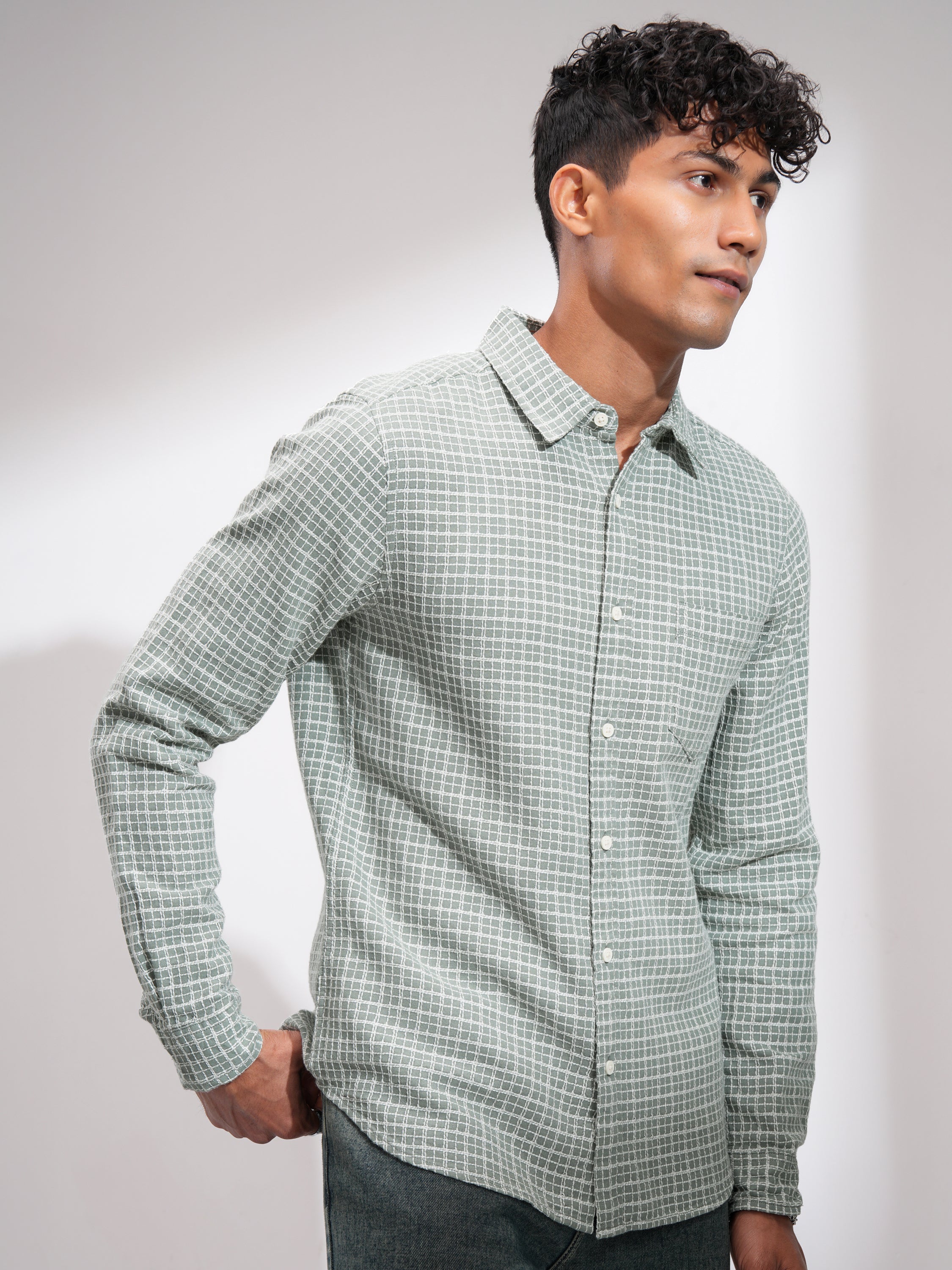 Highlander Men Green Checked Slim Fit Casual Shirt - Green - Image 6