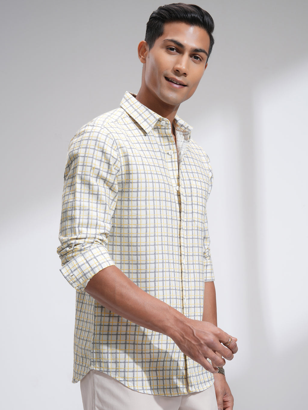 Highlander Men Off White Checked Slim Fit Casual Shirt - Off White - Image 6