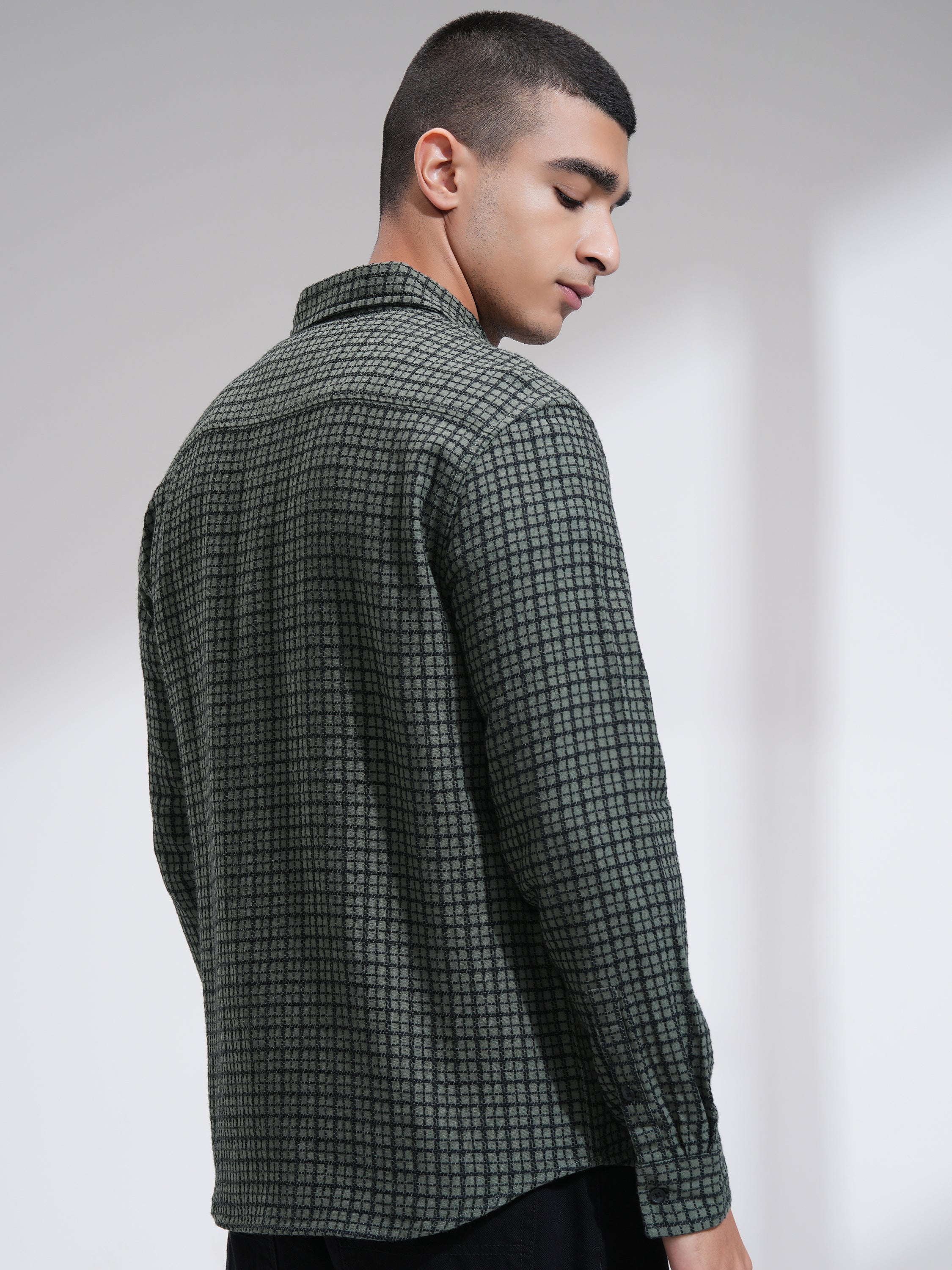 Highlander Men Green Checked Relaxed Fit Casual Shirt - Green - Image 3