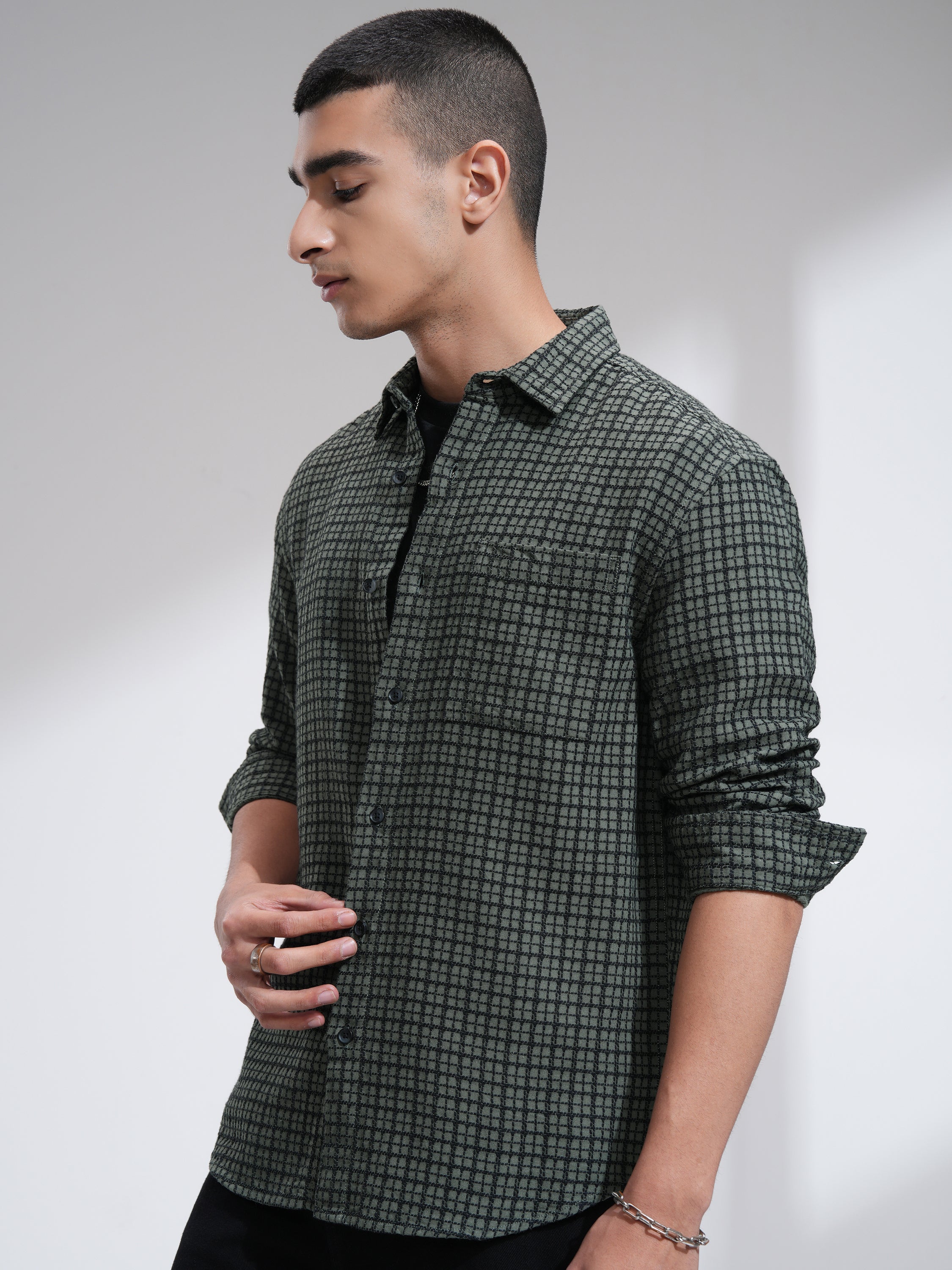 Highlander Men Green Checked Relaxed Fit Casual Shirt - Green - Image 4