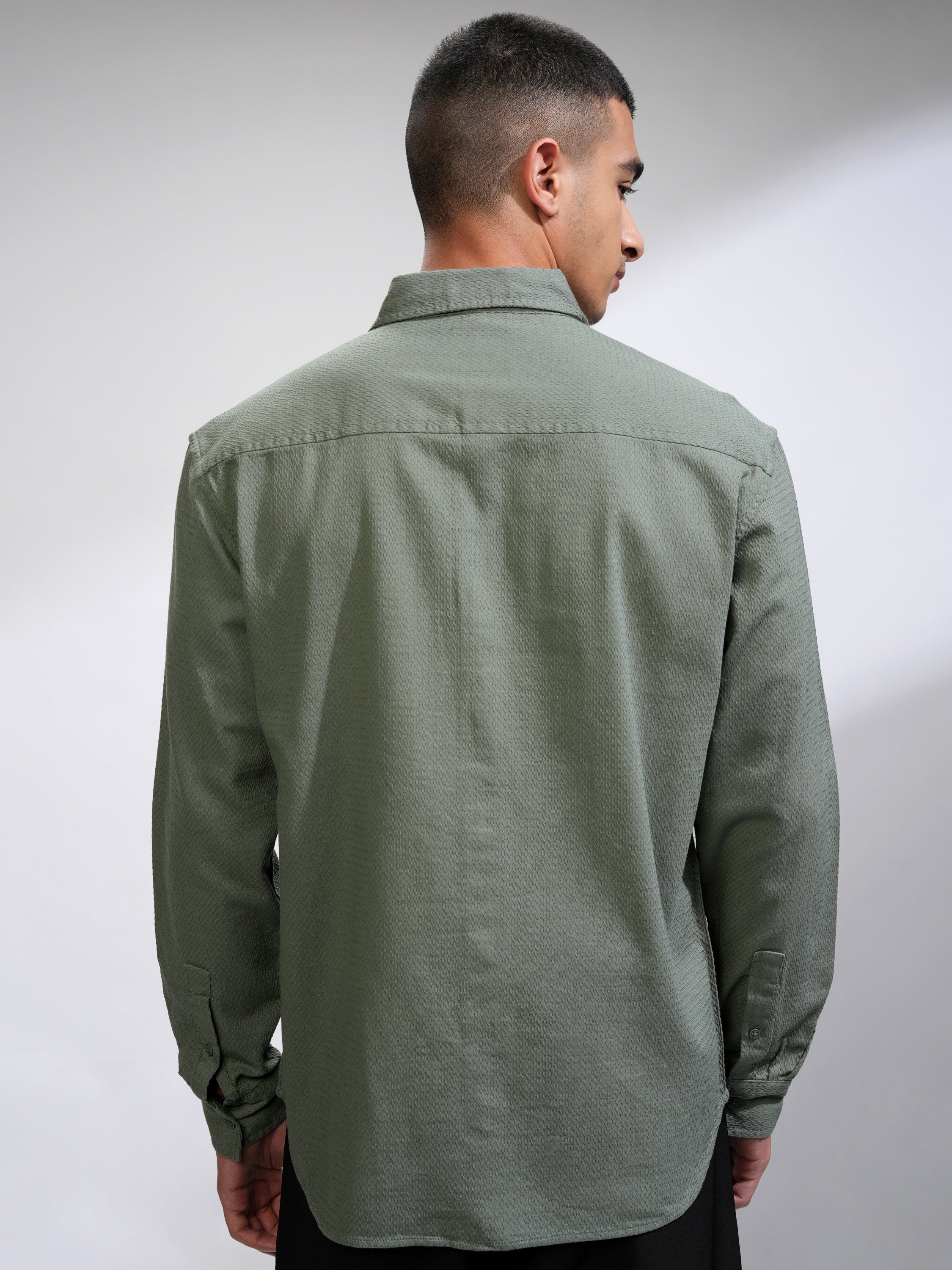 Highlander Men Green Self Design Relaxed Fit Casual Shirt - Green - Image 3