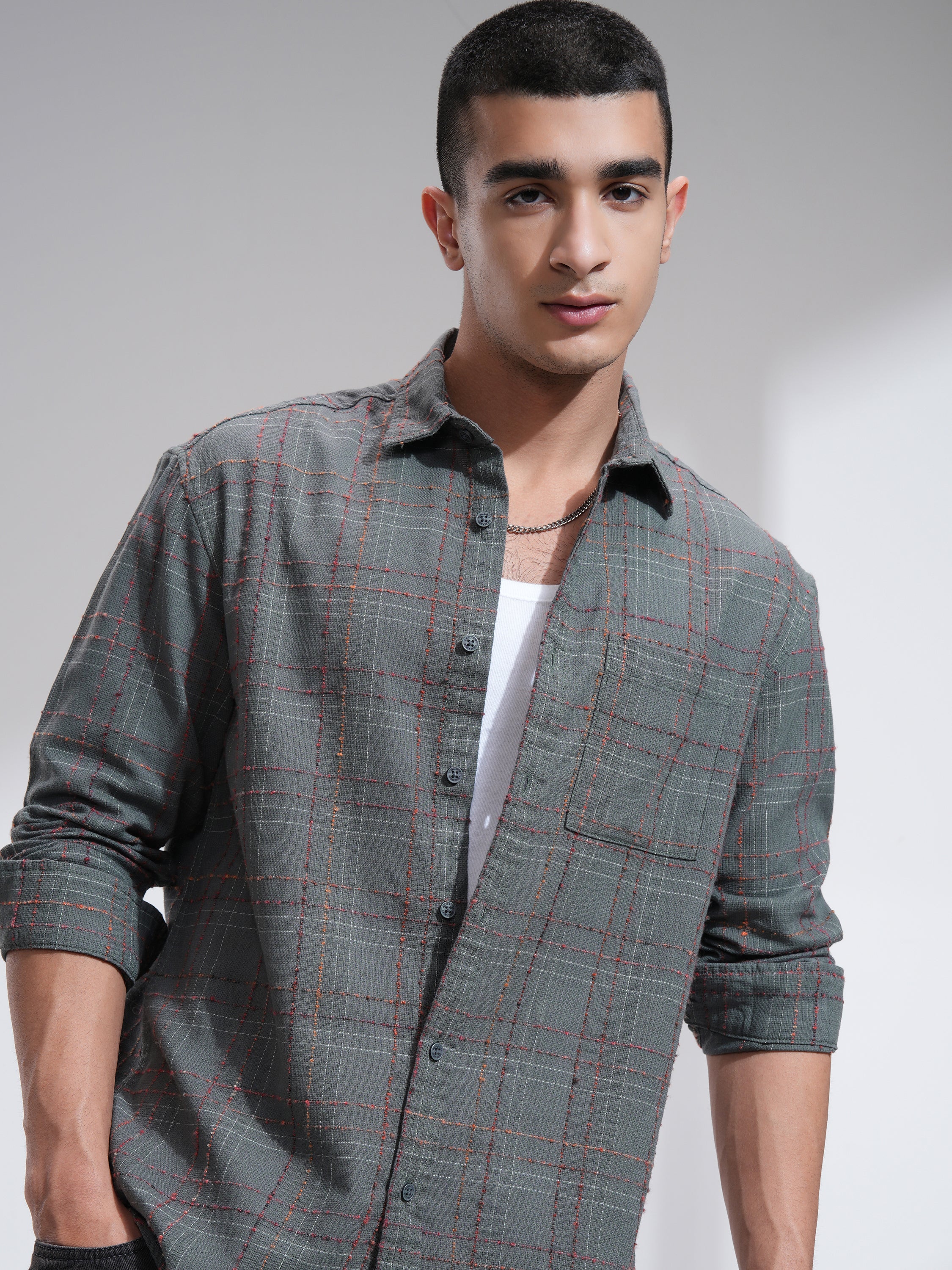 Highlander Men Grey Checked Relaxed Fit Casual Shirt - Grey - Image 1