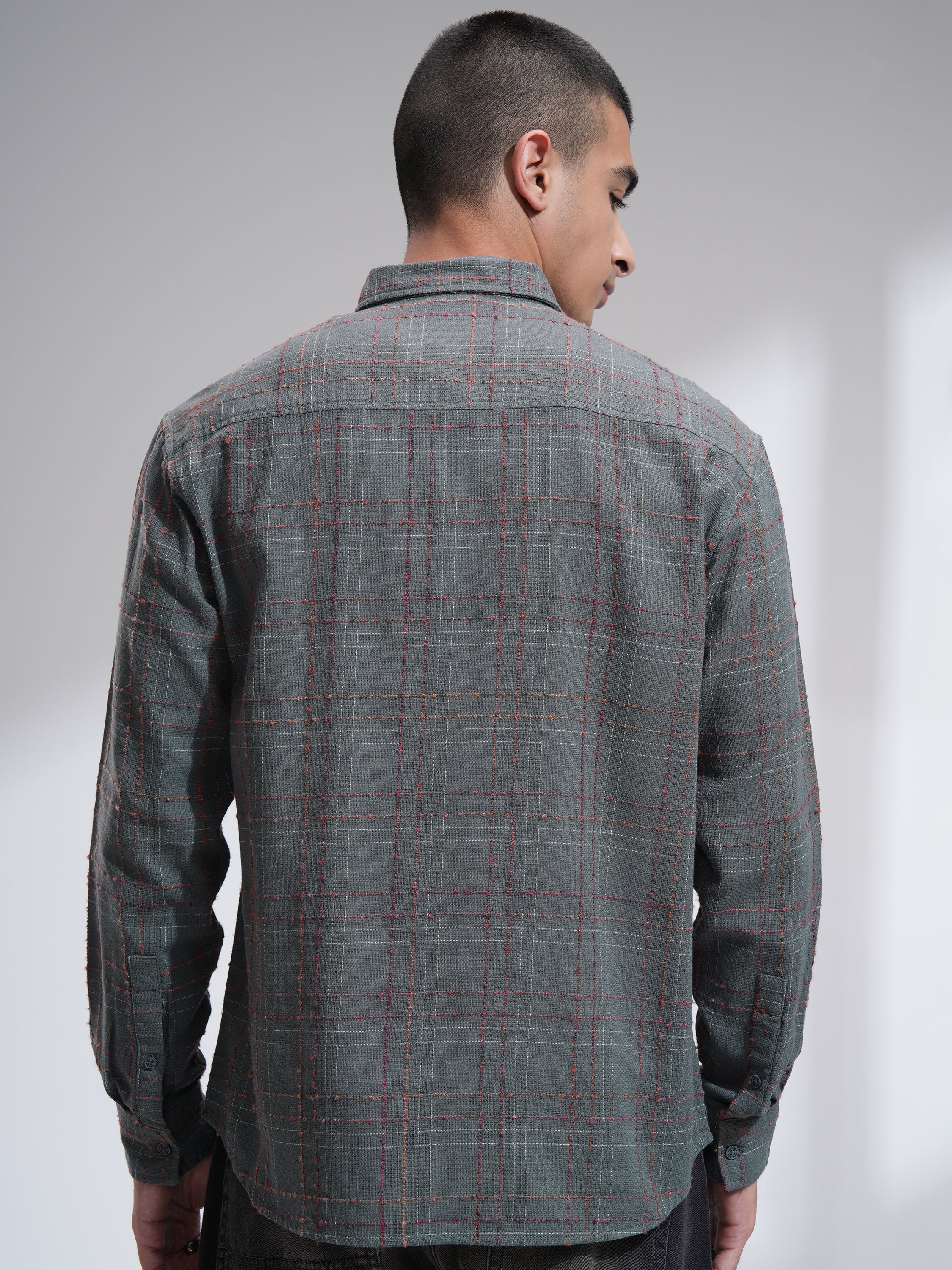 Highlander Men Grey Checked Relaxed Fit Casual Shirt - Grey - Image 3
