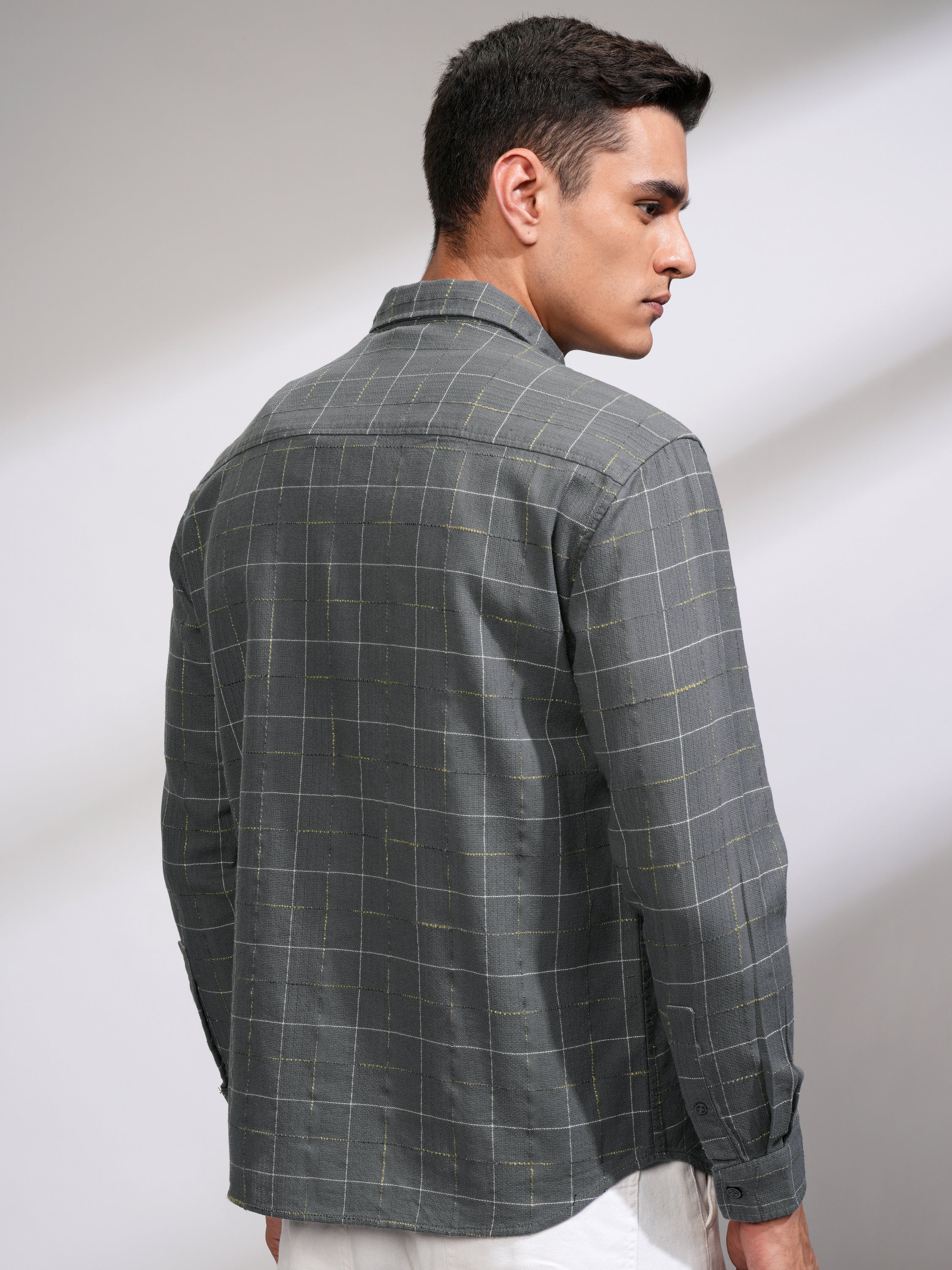 Highlander Men Grey Checked Relaxed Fit Casual Shirt - Grey - Image 3