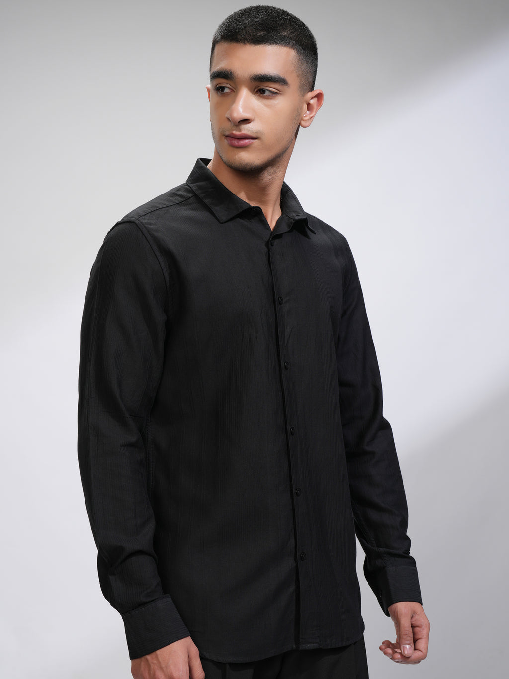 Highlander Men Black Striped Slim Fit Casual Shirt - Black - Image 6