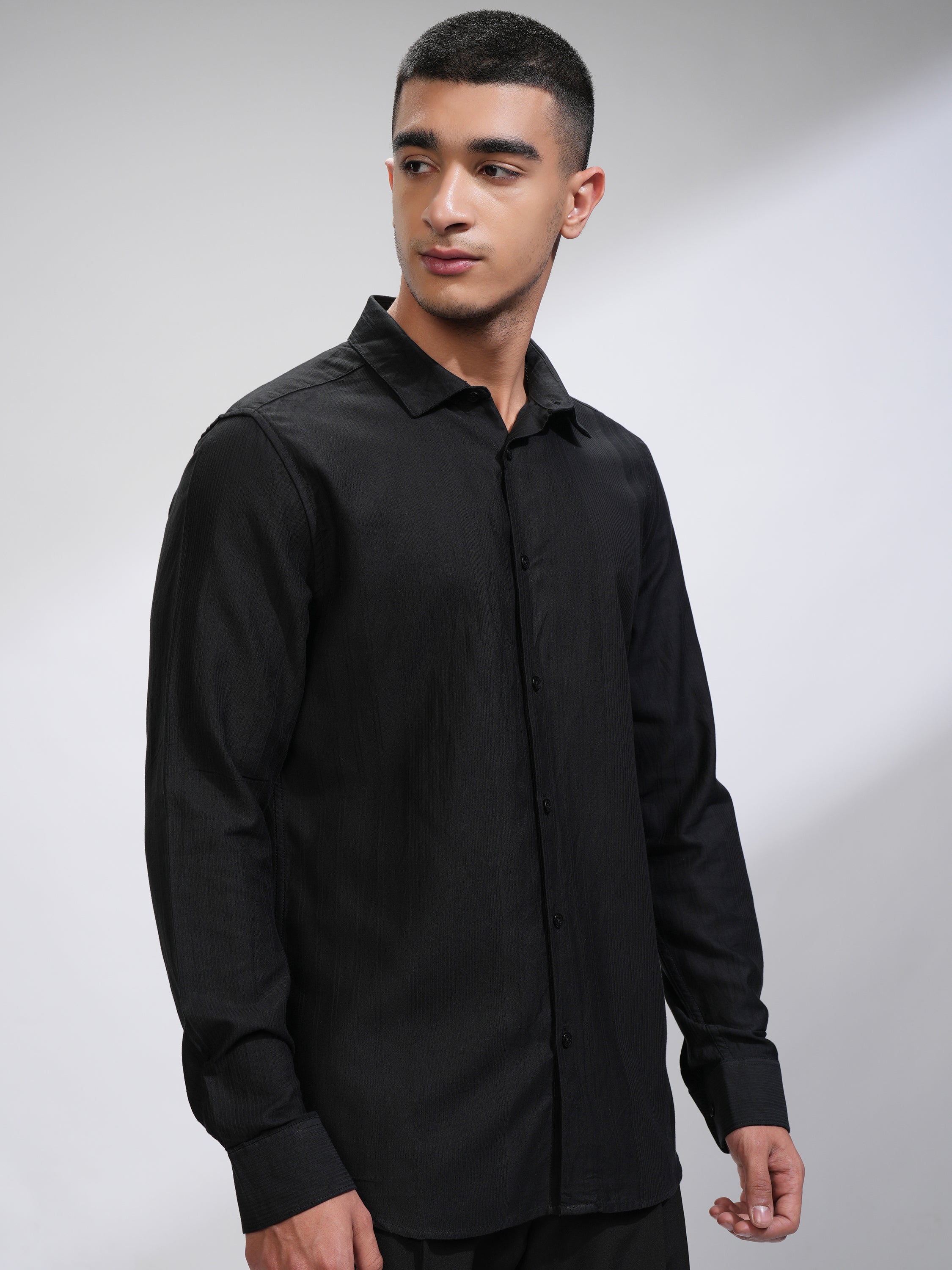 Highlander Men Black Striped Slim Fit Casual Shirt - Black - Image 6