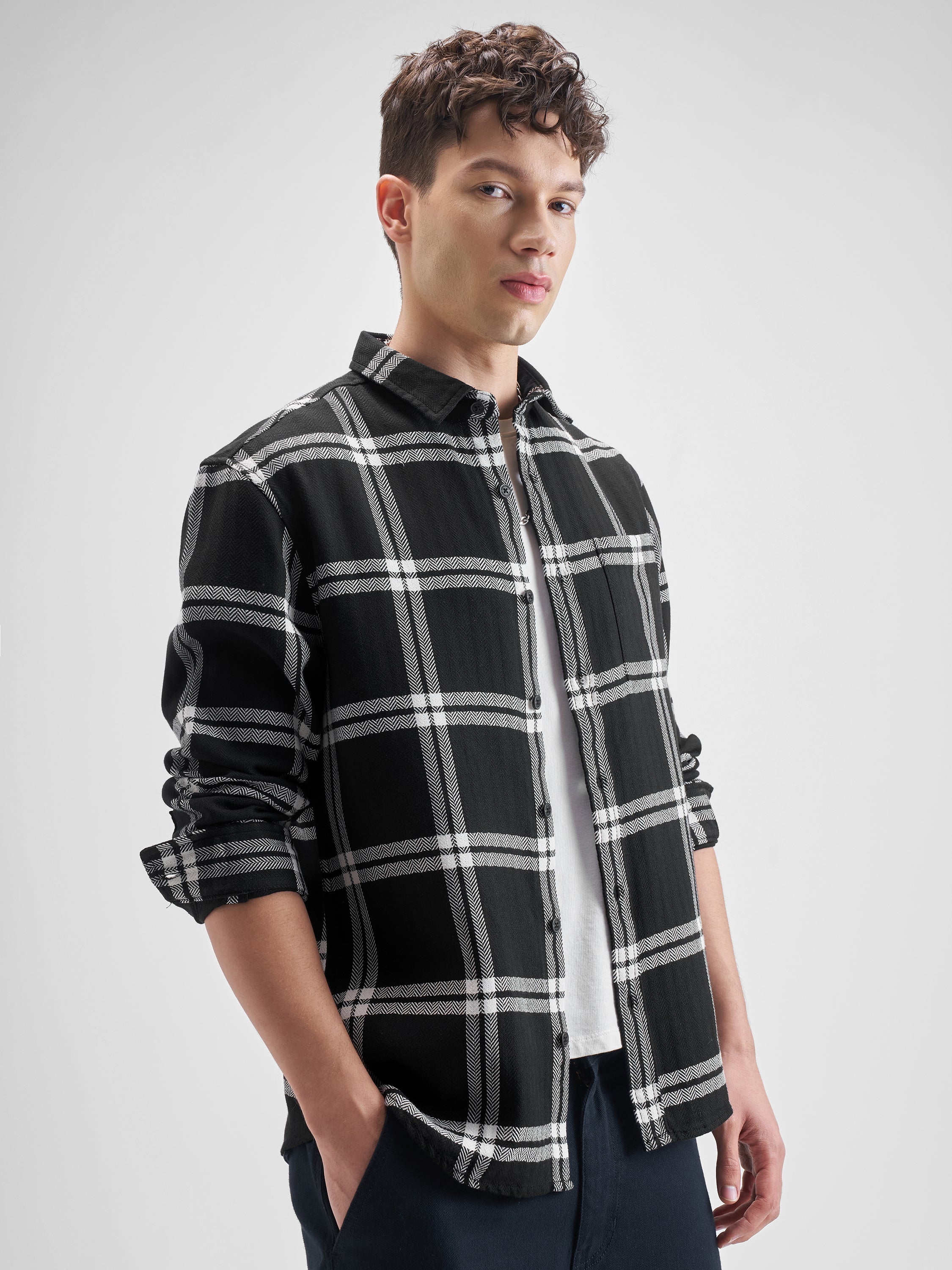 Highlander Men Black Checked Relaxed Fit Casual Shirt - Black - Image 6