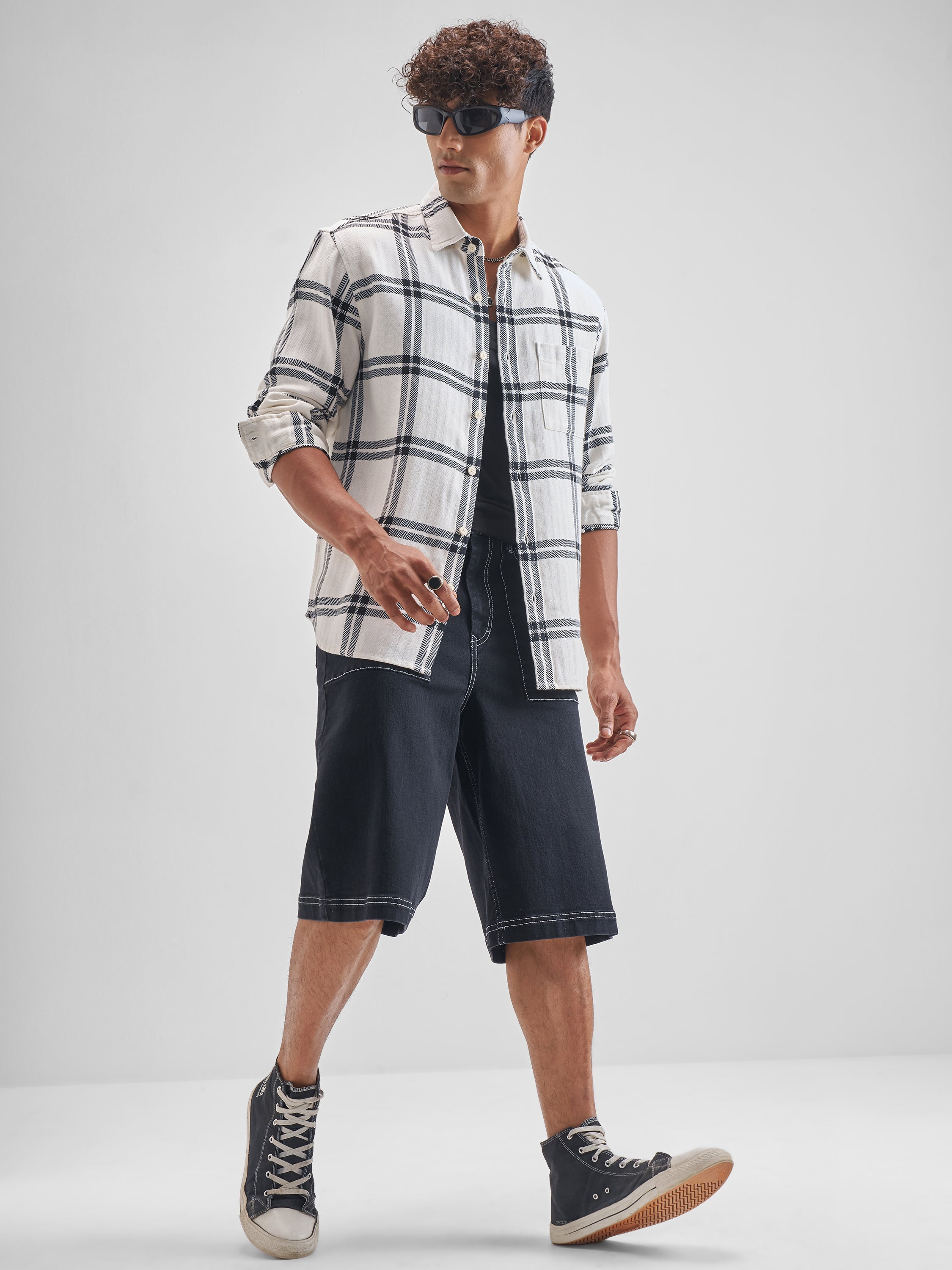 Highlander Men Off White Checked Relaxed Fit Casual Shirt - Off White - Image 2