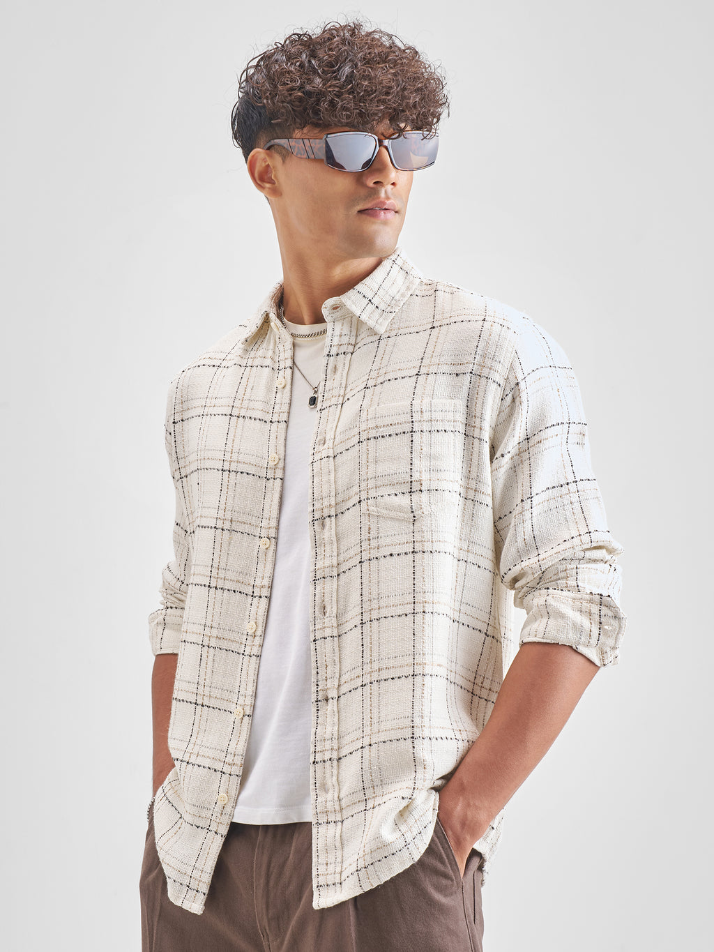 Highlander Men Off White Checked Slim Fit Casual Shirt - Off White - Image 4