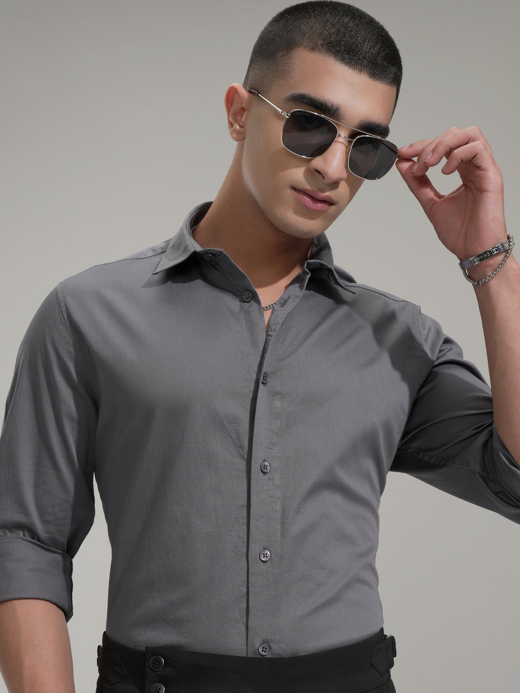 Highlander Men Grey Solid Slim Fit Casual Shirt - Grey - Image 1