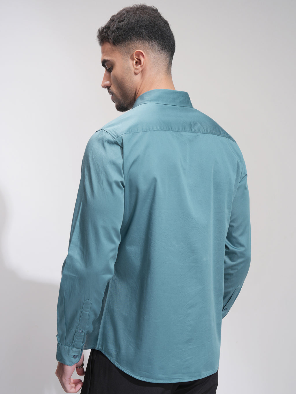 Highlander Men Teal Solid Slim Fit Casual Shirt - Teal - Image 3