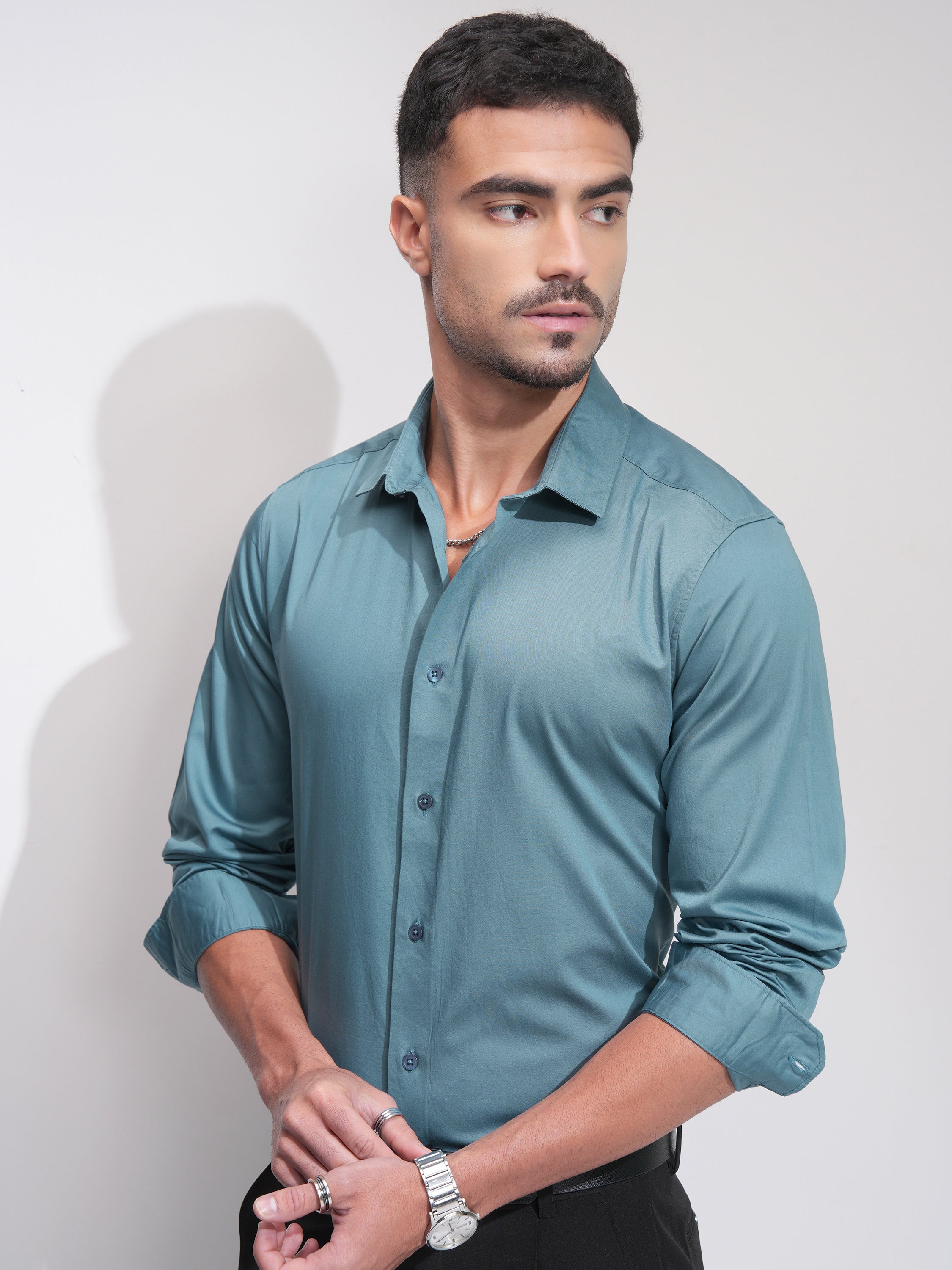 Highlander Men Teal Solid Slim Fit Casual Shirt - Teal - Image 4