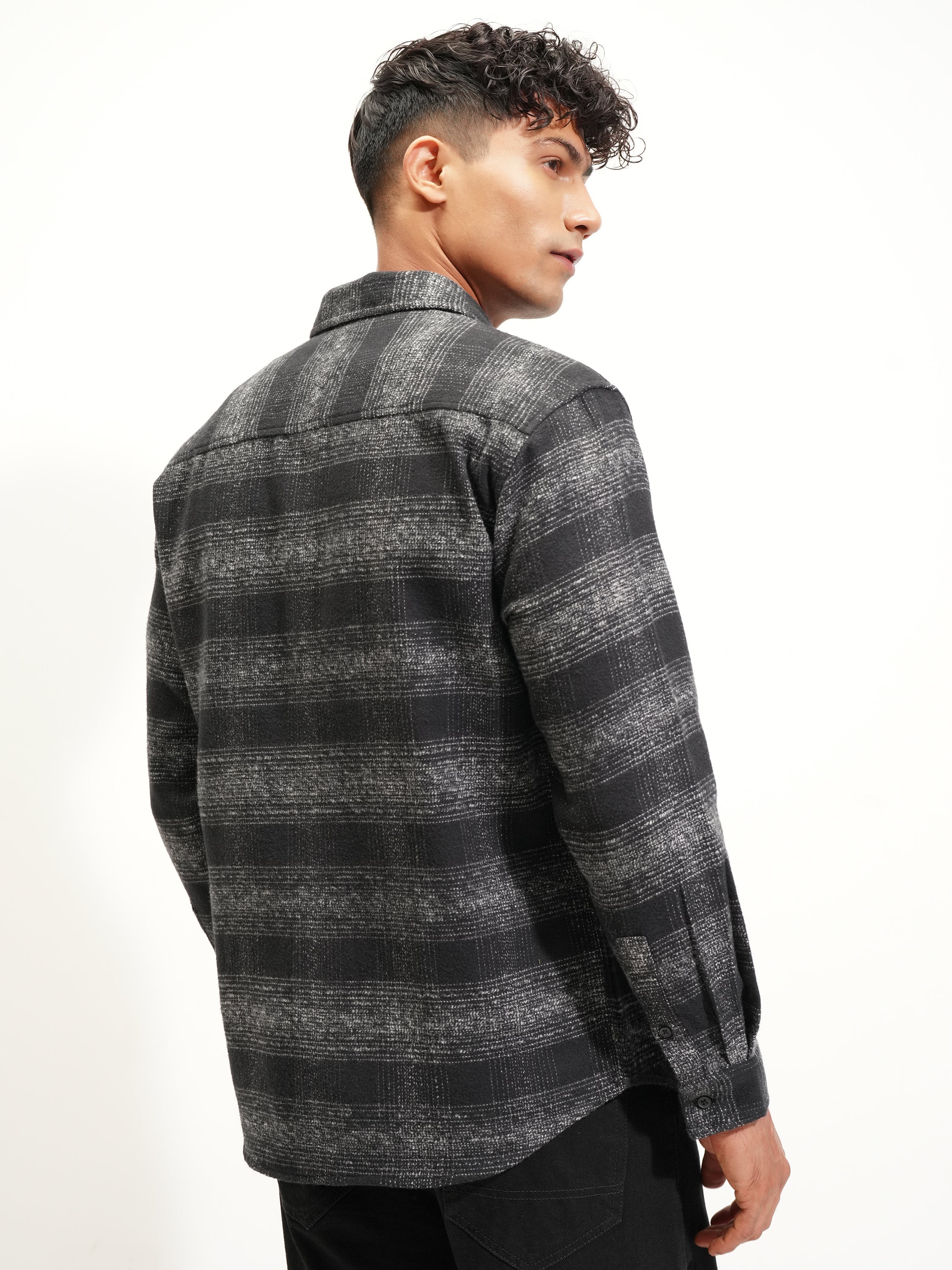 Highlander Men Black Checked Relaxed Fit Casual Shirt - Black - Image 3