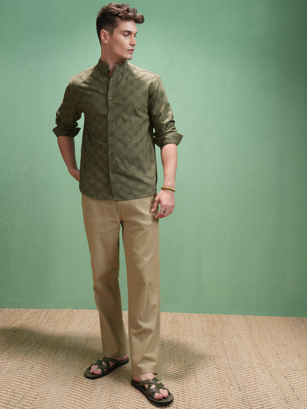 Highlander Men Olive Textured Relaxed Fit Casual Shirt - Olive - Image 2