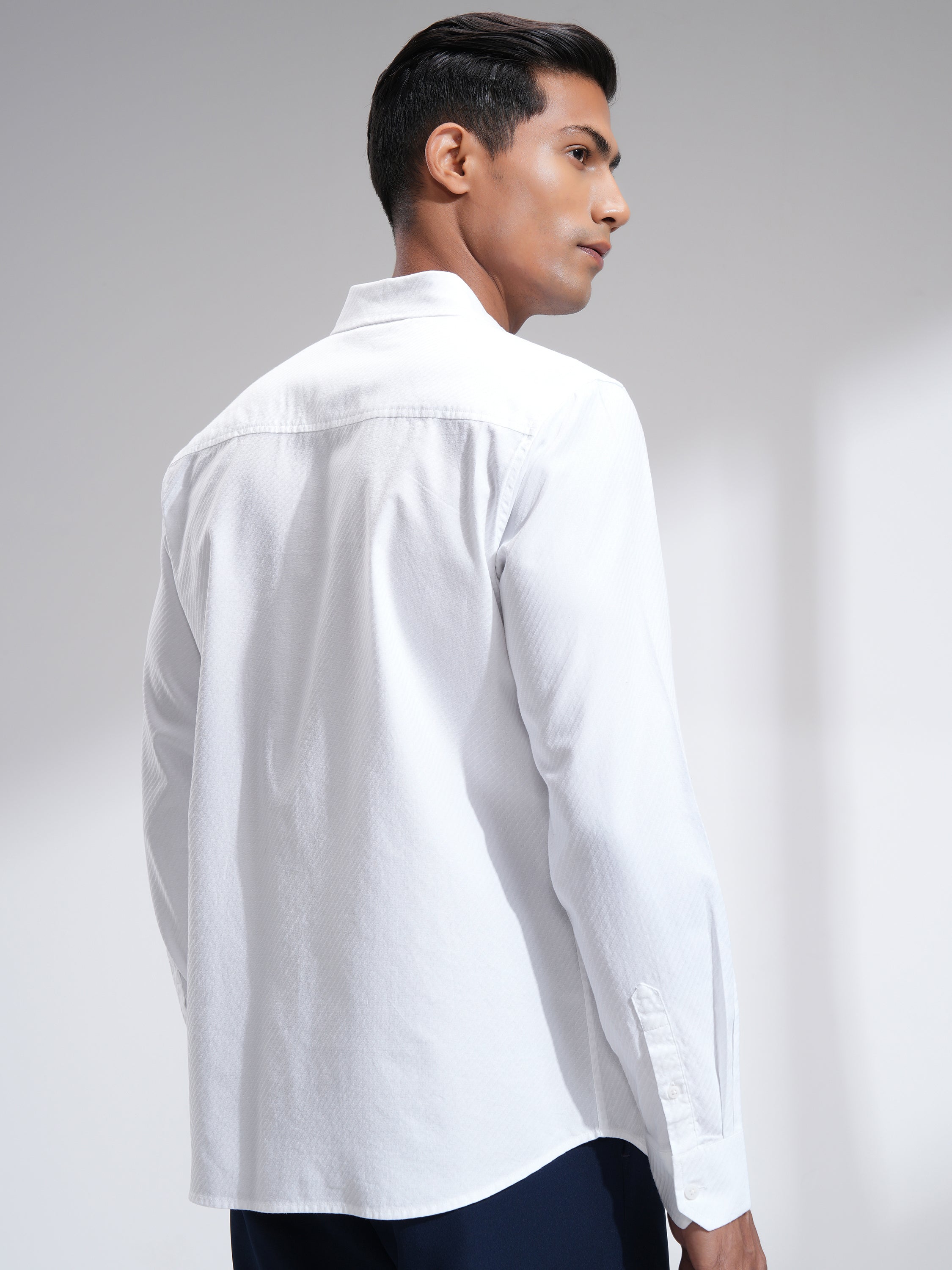 Highlander Men White Textured Slim Fit Casual Shirt - White - Image 3