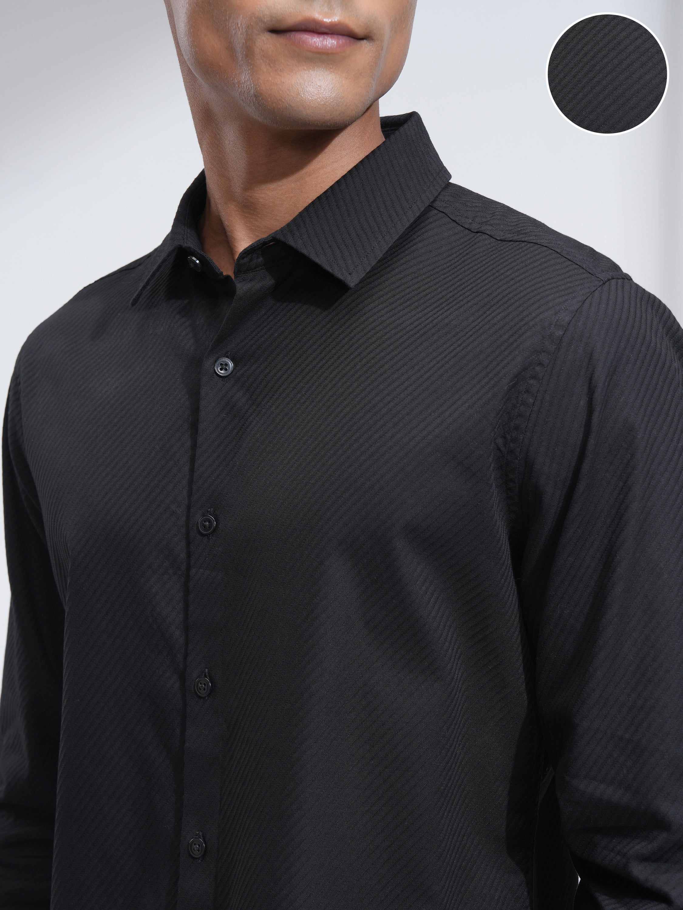 Highlander Men Black Textured Slim Fit Casual Shirt - Black - Image 5