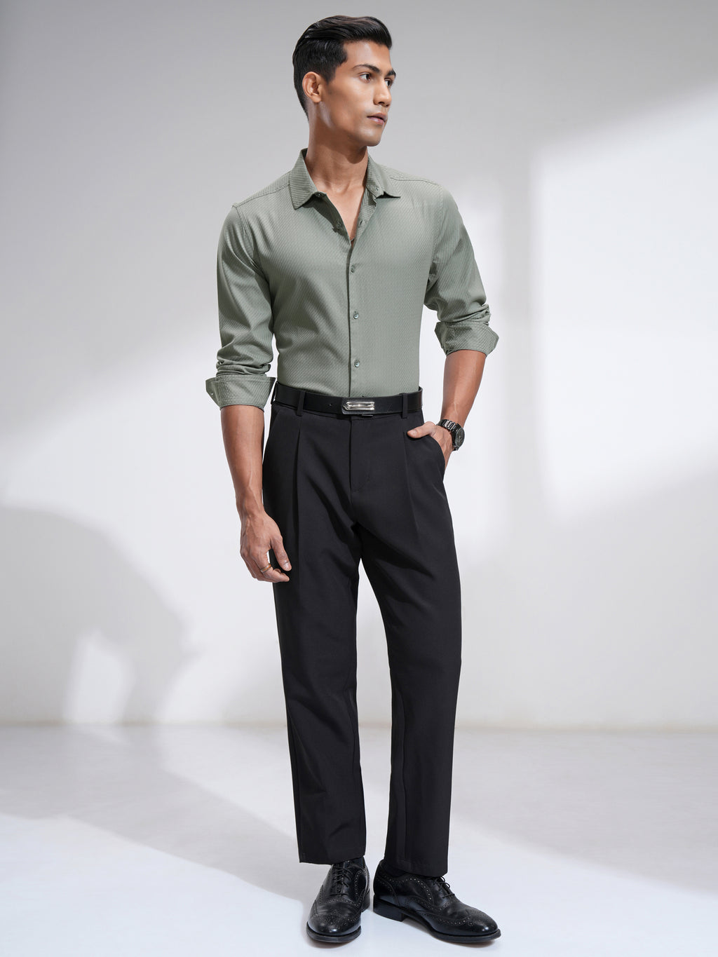 Highlander Men Green Textured Slim Fit Casual Shirt - Green - Image 2