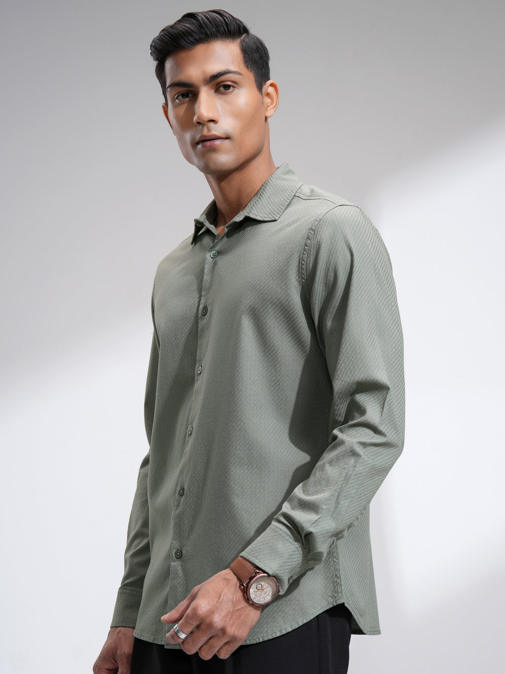 Highlander Men Green Textured Slim Fit Casual Shirt - Green - Image 4