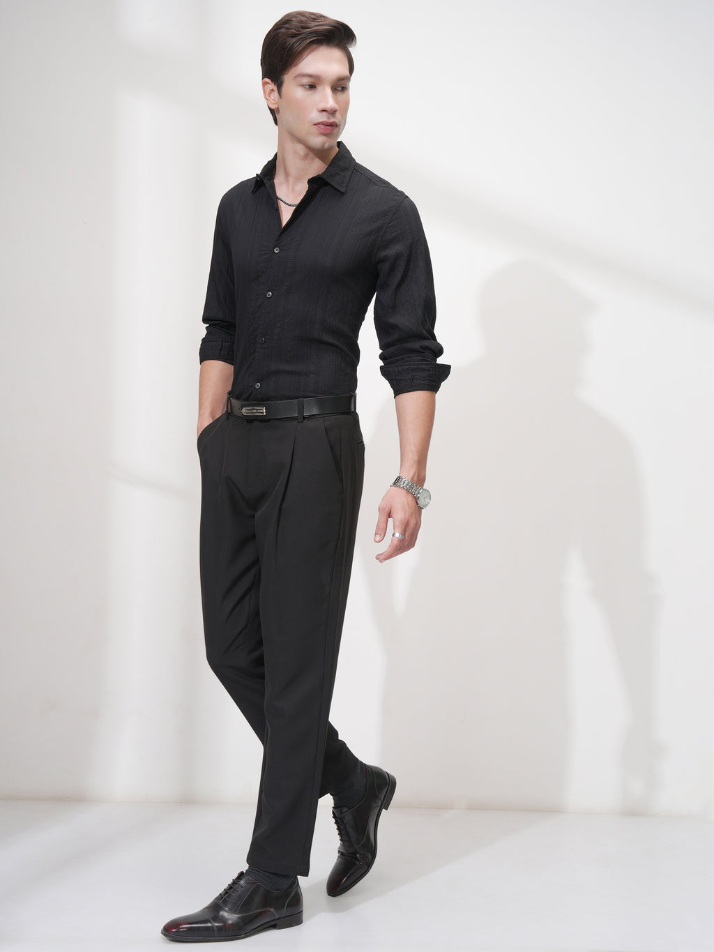 Highlander Men Black Striped Slim Fit Casual Shirt - Black - Image 2