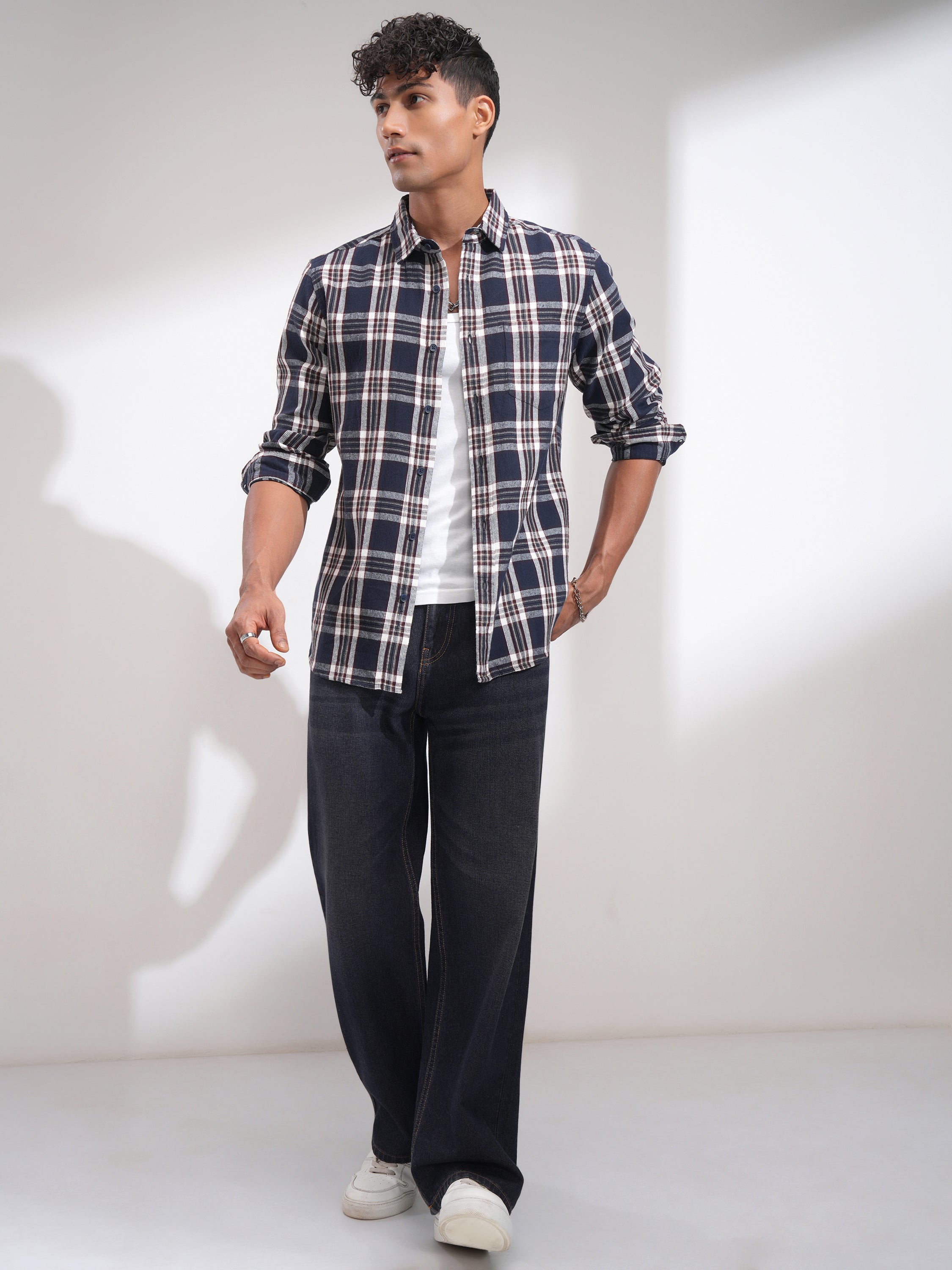 Highlander Men Navy Blue Checked Slim Fit Casual Shirt - Navy Blue - Image 2