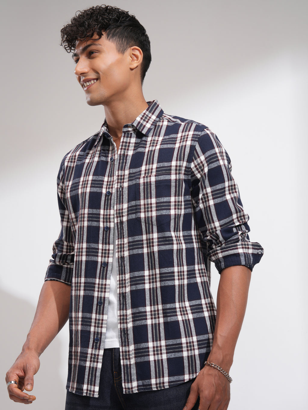 Highlander Men Navy Blue Checked Slim Fit Casual Shirt - Navy Blue - Image 4