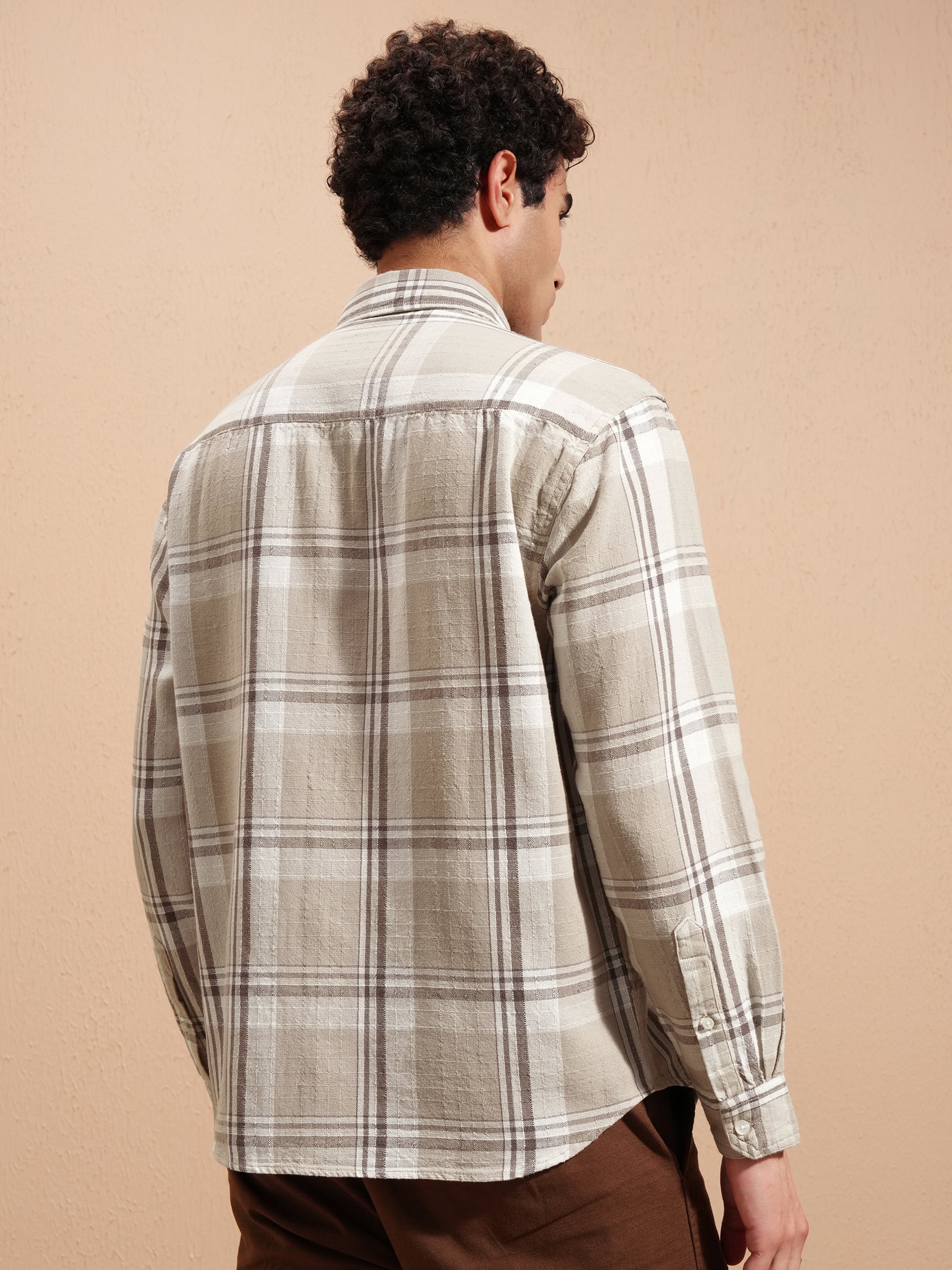 Highlander Men Beige Checked Relaxed Fit Casual Shirt - Beige - Image 3