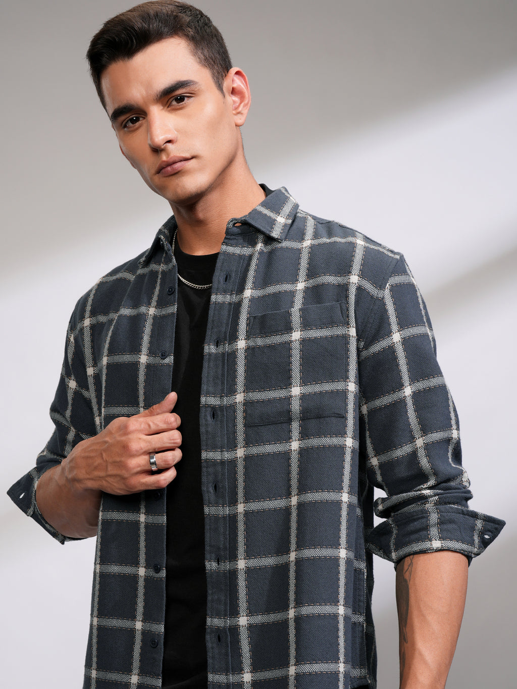 Highlander Men Grey Checked Relaxed Fit Casual Shirt - Grey - Image 1