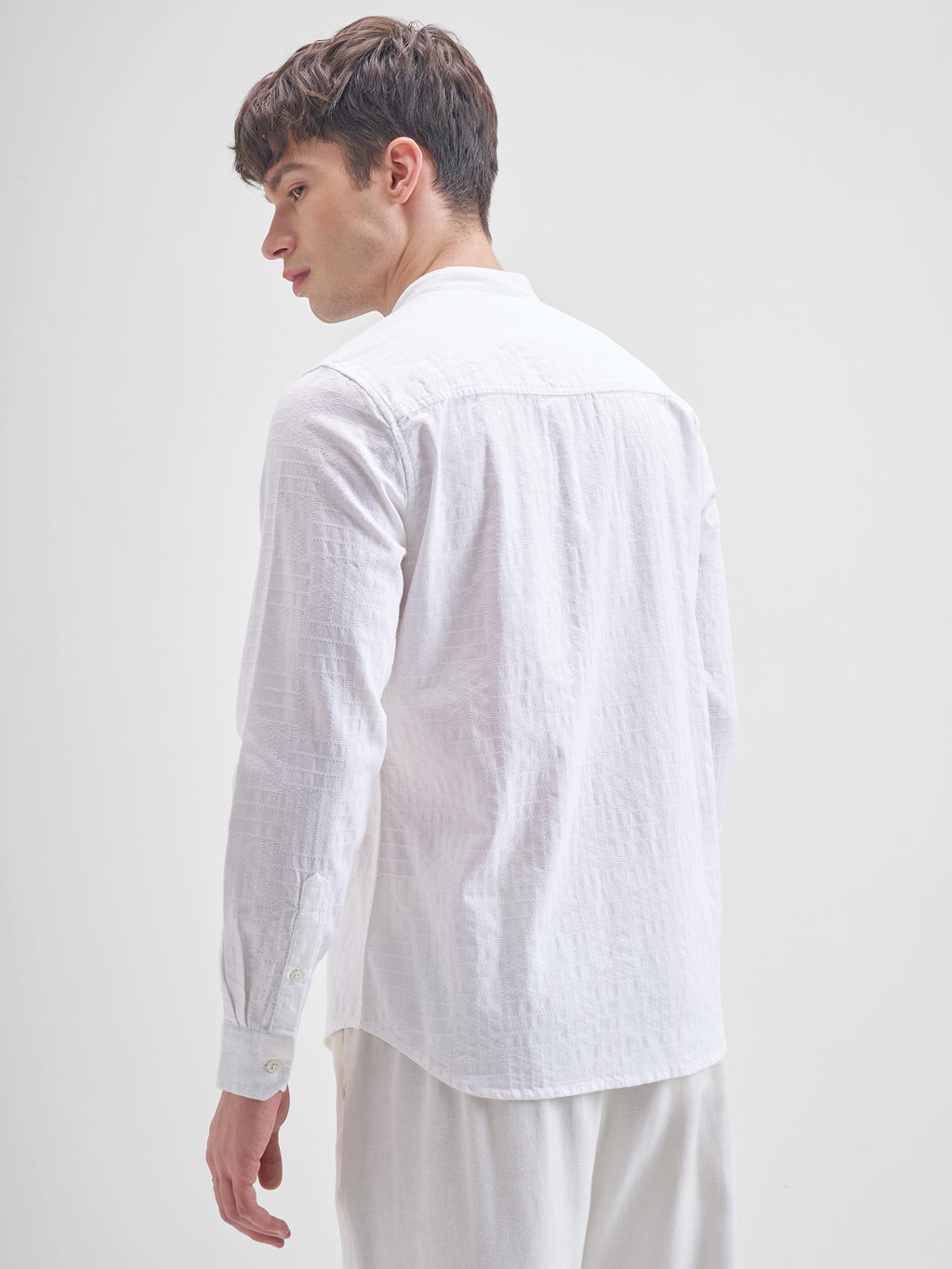 Highlander Men White Self Design Slim Fit Casual Shirt - White - Image 3