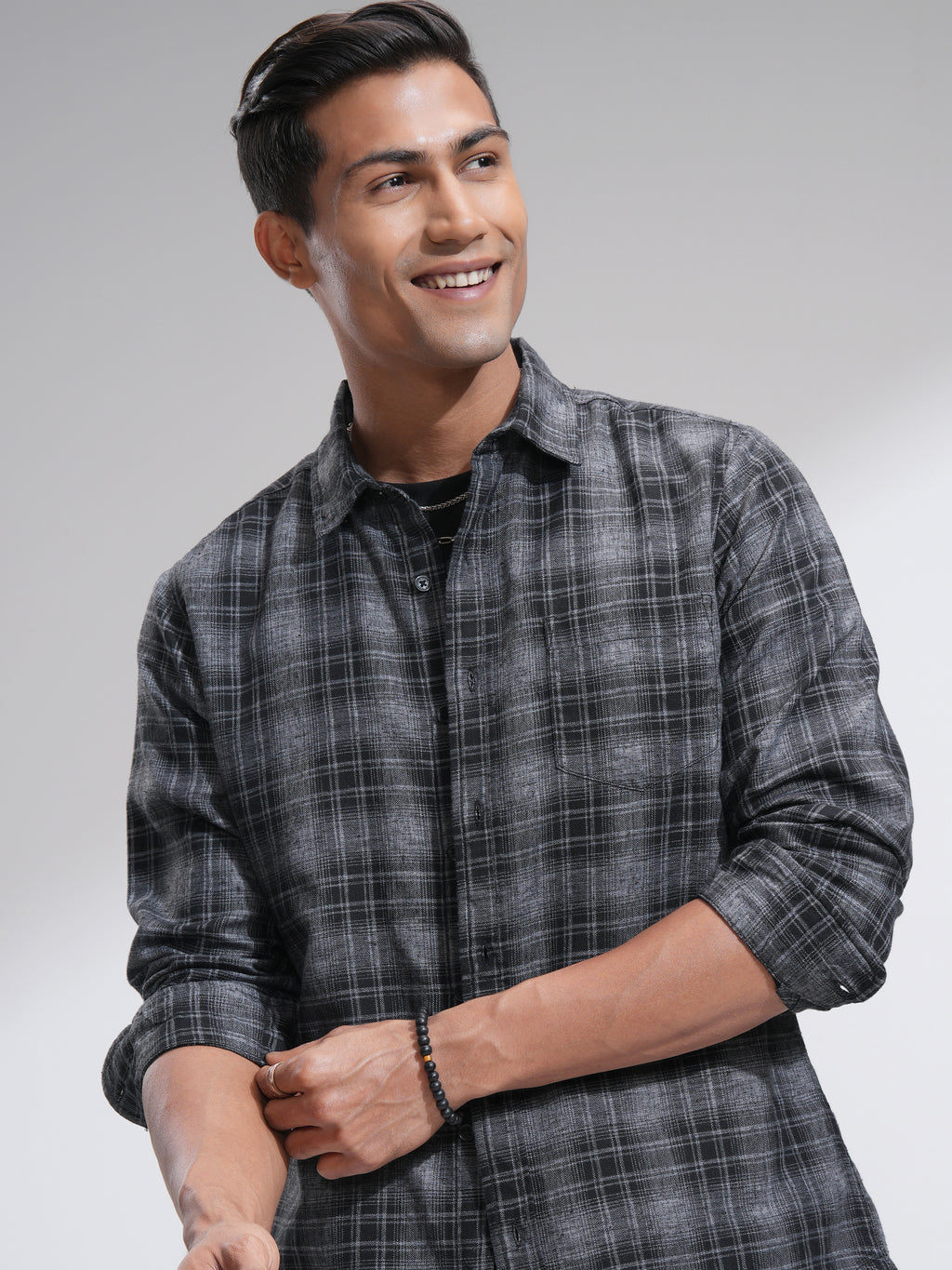 Highlander Men Grey Checked Slim Fit Casual Shirt - Grey - Image 1
