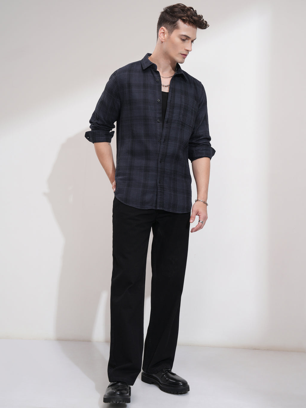 Highlander Men Navy Blue Checked Slim Fit Casual Shirt - Navy Blue - Image 2