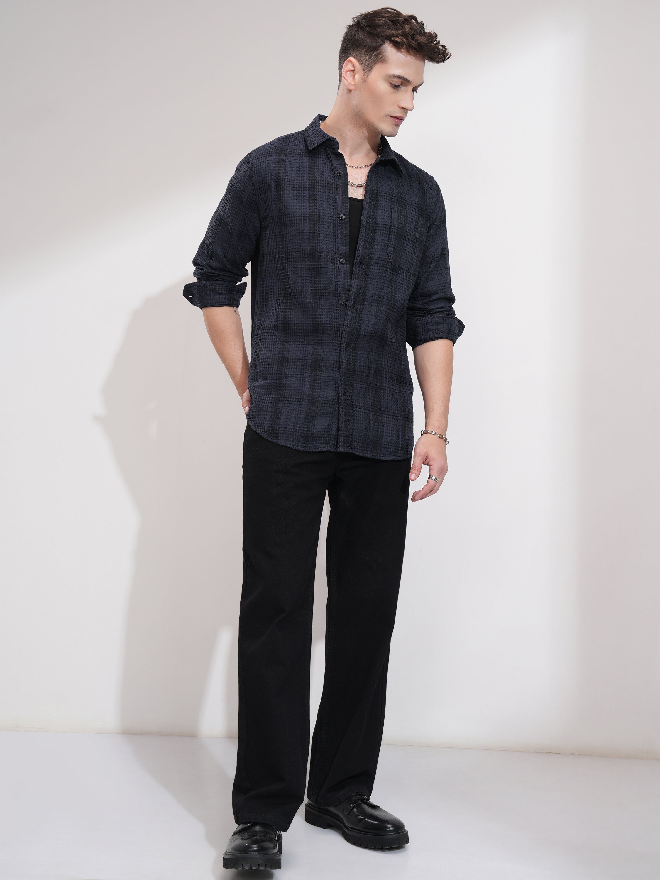 Highlander Men Navy Blue Checked Slim Fit Casual Shirt - Navy Blue - Image 2