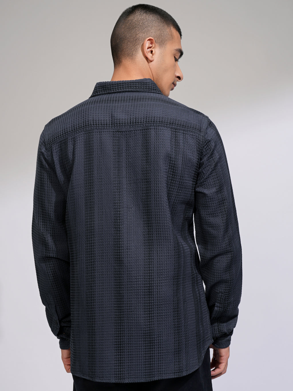 Highlander Men Navy Blue Striped Slim Fit Casual Shirt - Navy Blue - Image 3