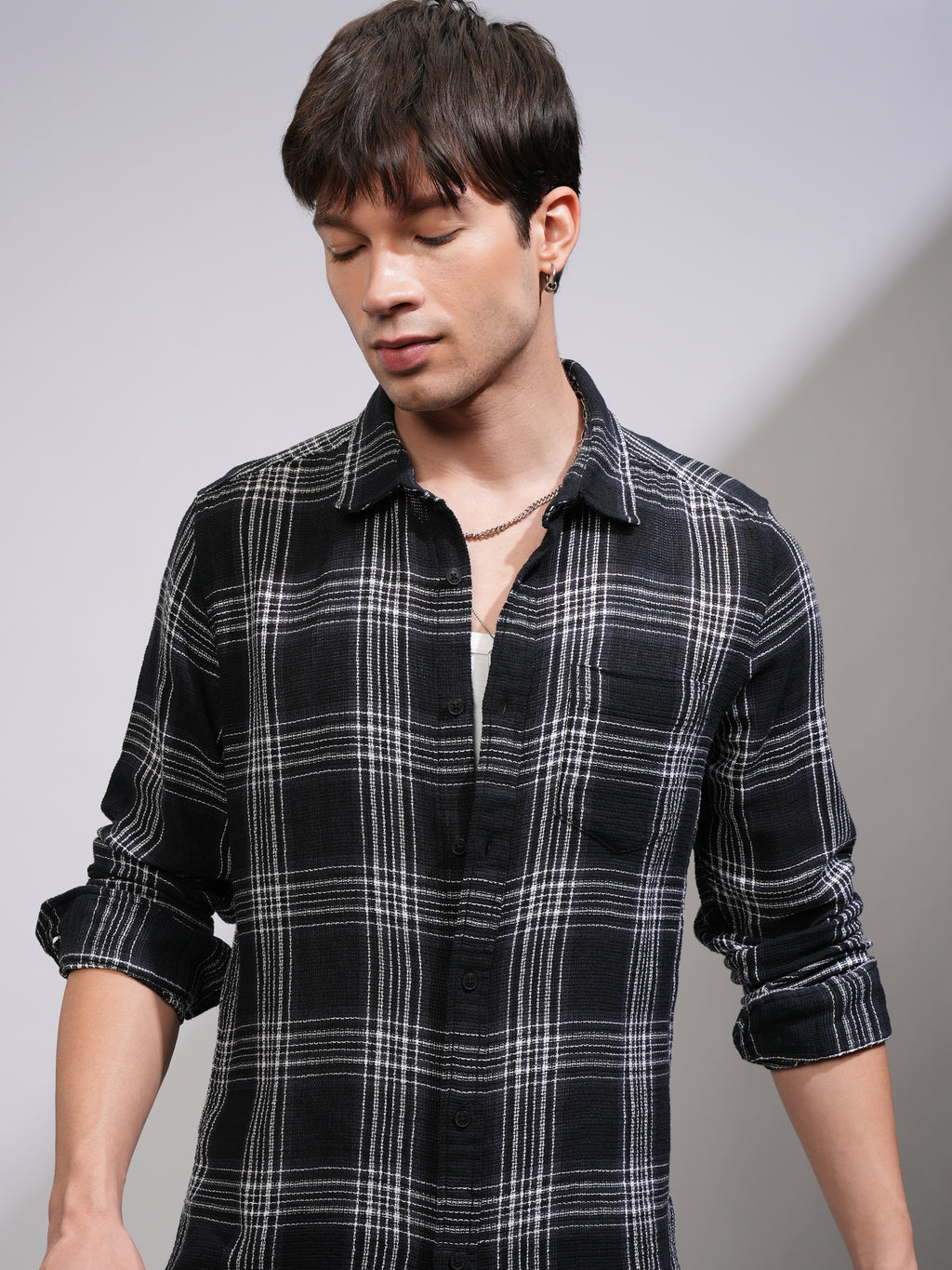 Highlander Men Black Checked Slim Fit Casual Shirt - Black - Image 1