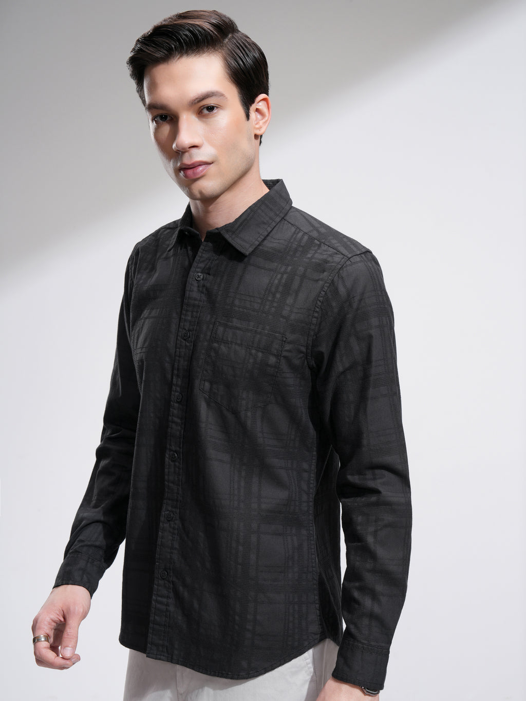 Highlander Men Black Checked Slim Fit Casual Shirt - Black - Image 4