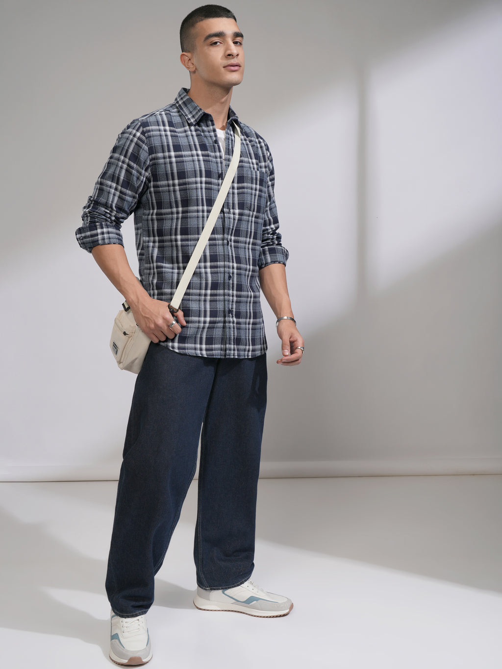 Highlander Men Navy Blue Checked Slim Fit Casual Shirt - Navy Blue - Image 2