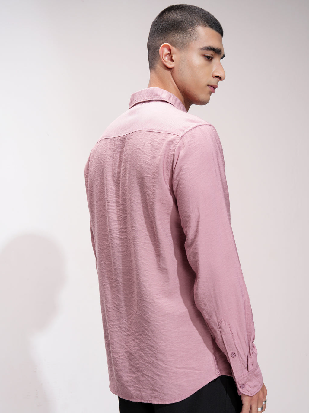 Highlander Men Pink Self Design Slim Fit Casual Shirt - Pink - Image 3