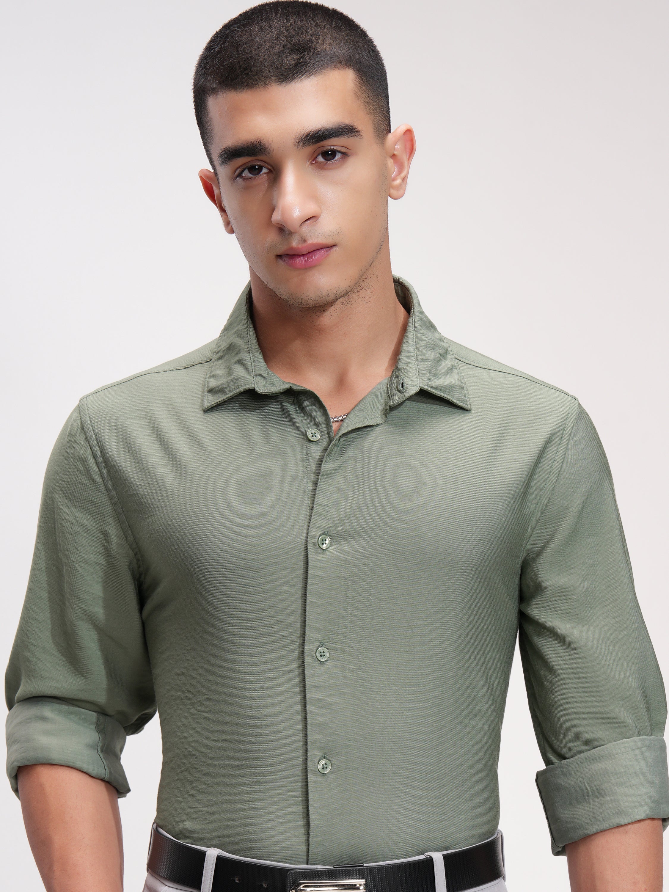 Highlander Men Green Self Design Slim Fit Casual Shirt - Green - Image 1